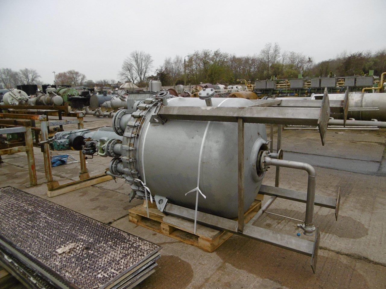 IPP# 220452, 1,180 L (311.7 gallons)  Glasslined Batch-Type Agitated Reactor For Sale