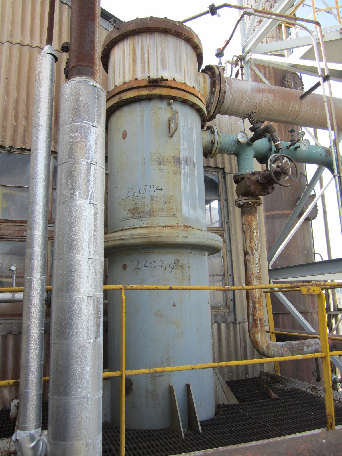 IPP# 220714, 268.4 m² (2,889 ft²)  Stainless Steel 304 Shell and Tube Heat Exchanger For Sale