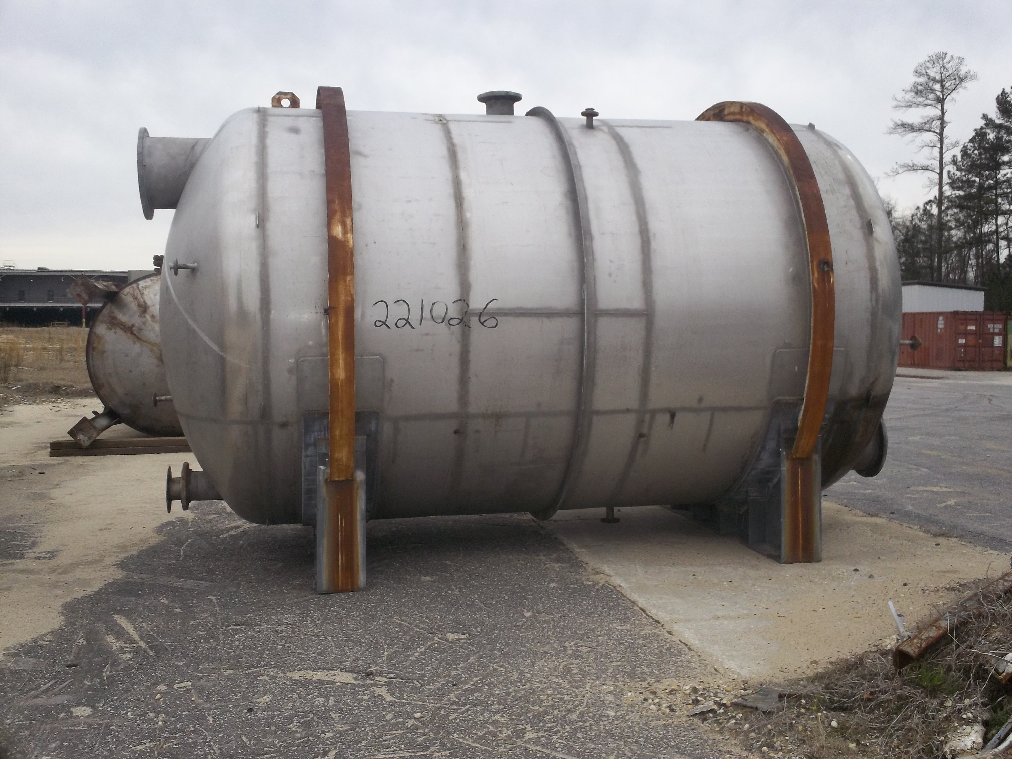 IPP# 221026, 42,234 L (11,157 gallons)  Stainless Steel 304  Tank For Sale