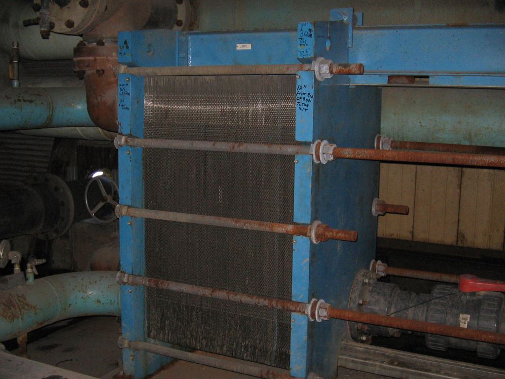 IPP# 221321, 114.8 m² (1,236 ft²)  Stainless Steel 304 Plate and Frame Heat Exchanger For Sale