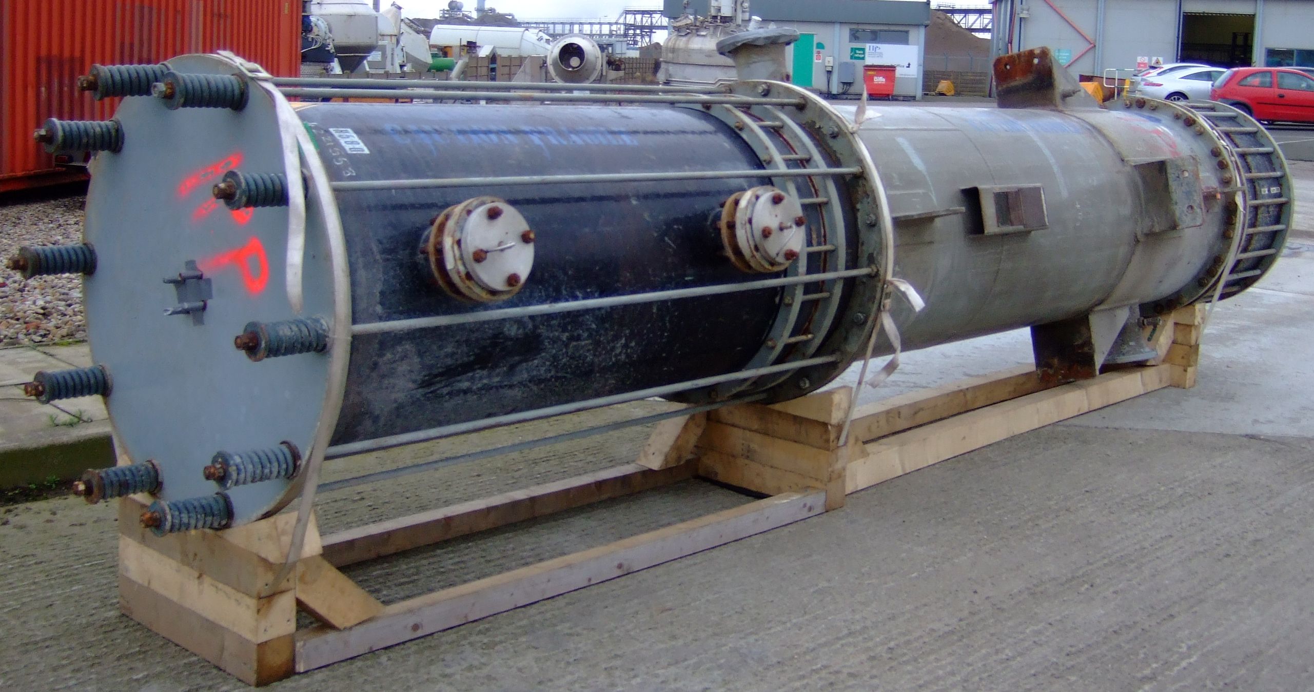 IPP# 221558, 81 m² (871.9 ft²)  Graphite Shell and Tube Heat Exchanger For Sale