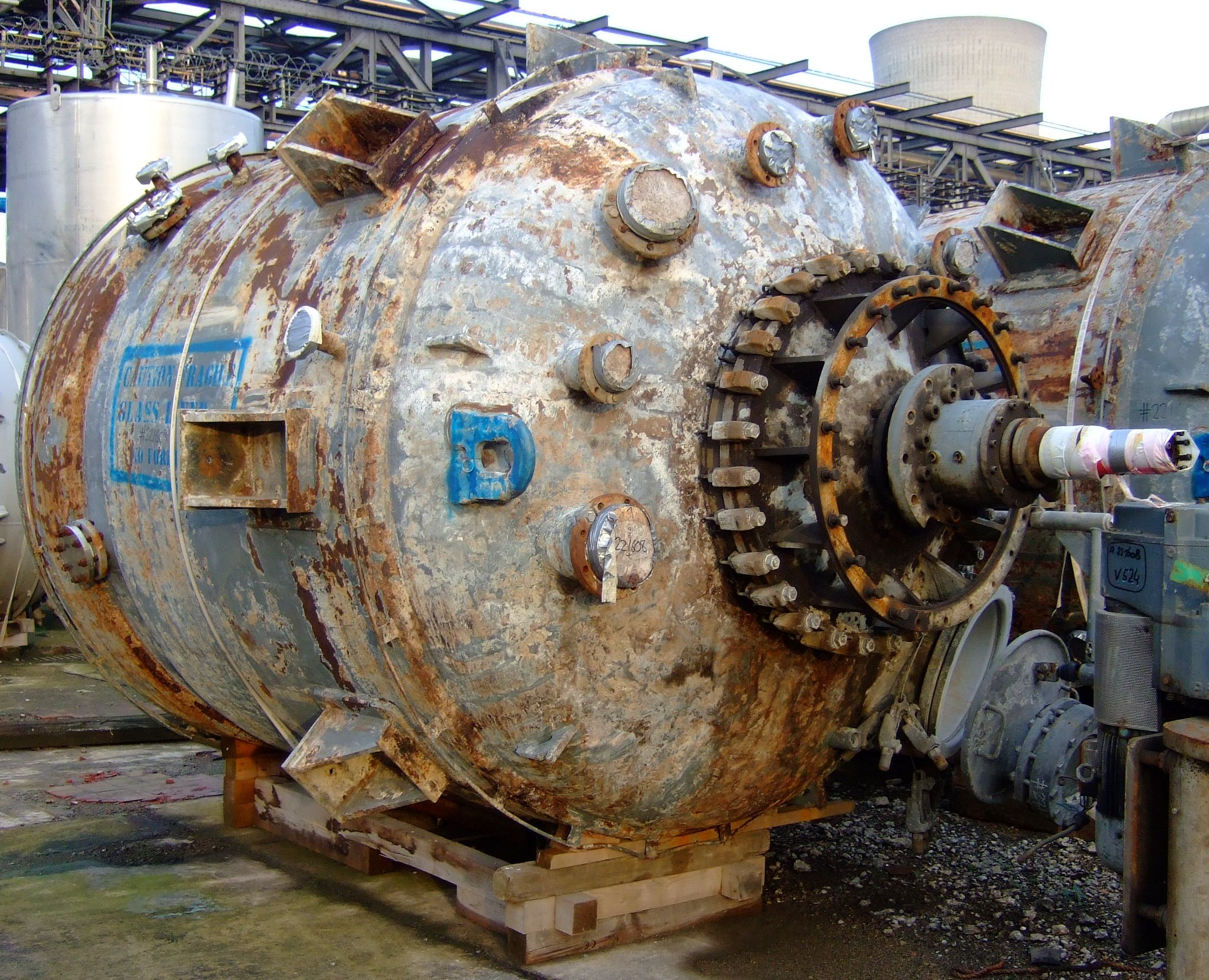 IPP# 221608, 13,330 L (3,521 gallons)  Glasslined Batch-Type Agitated Reactor For Sale