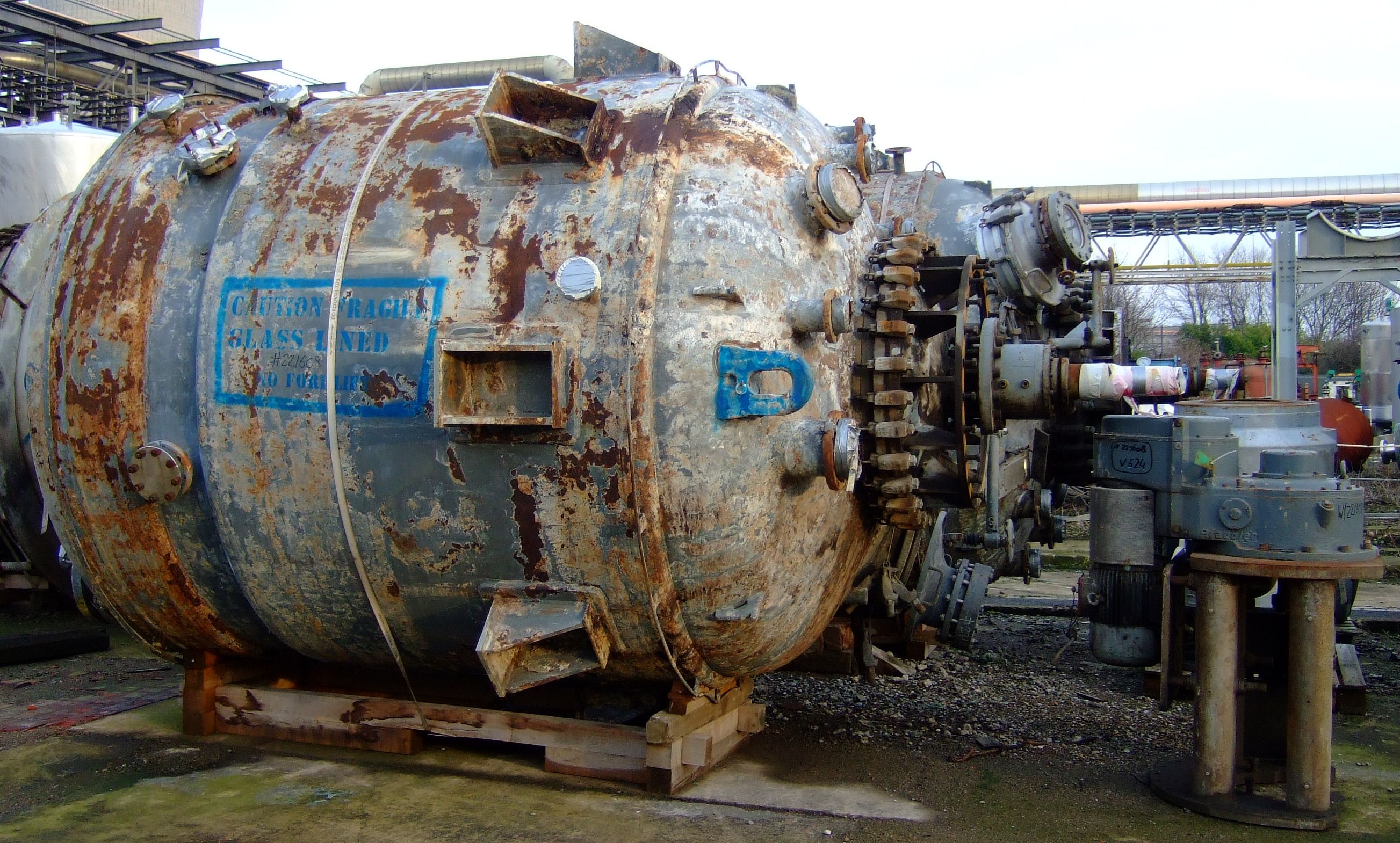 IPP# 221608, 13,330 L (3,521 gallons)  Glasslined Batch-Type Agitated Reactor For Sale