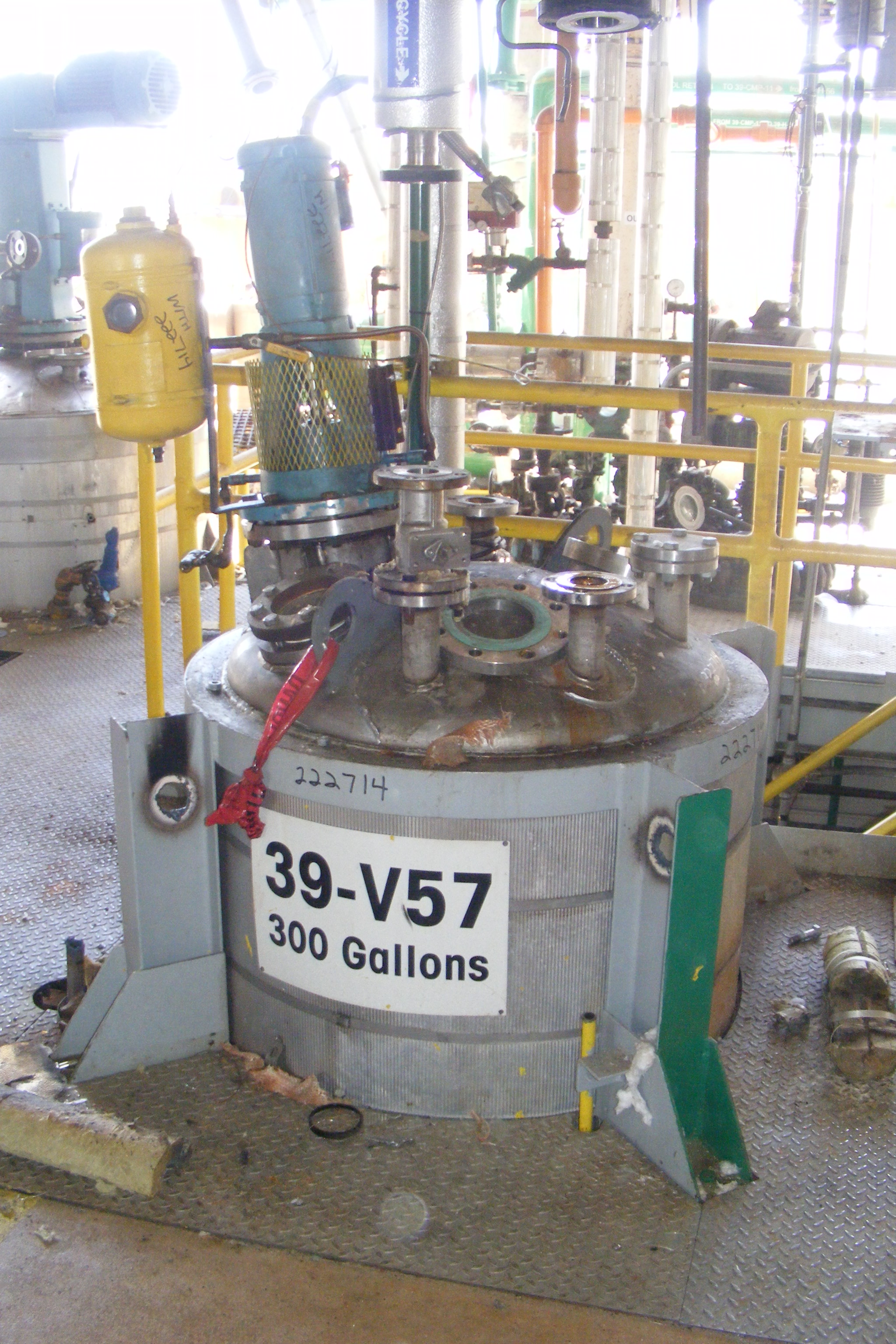 IPP# 222714, 851.7 L (225 gallons)  Stainless Steel 316 Batch-Type Agitated Reactor For Sale