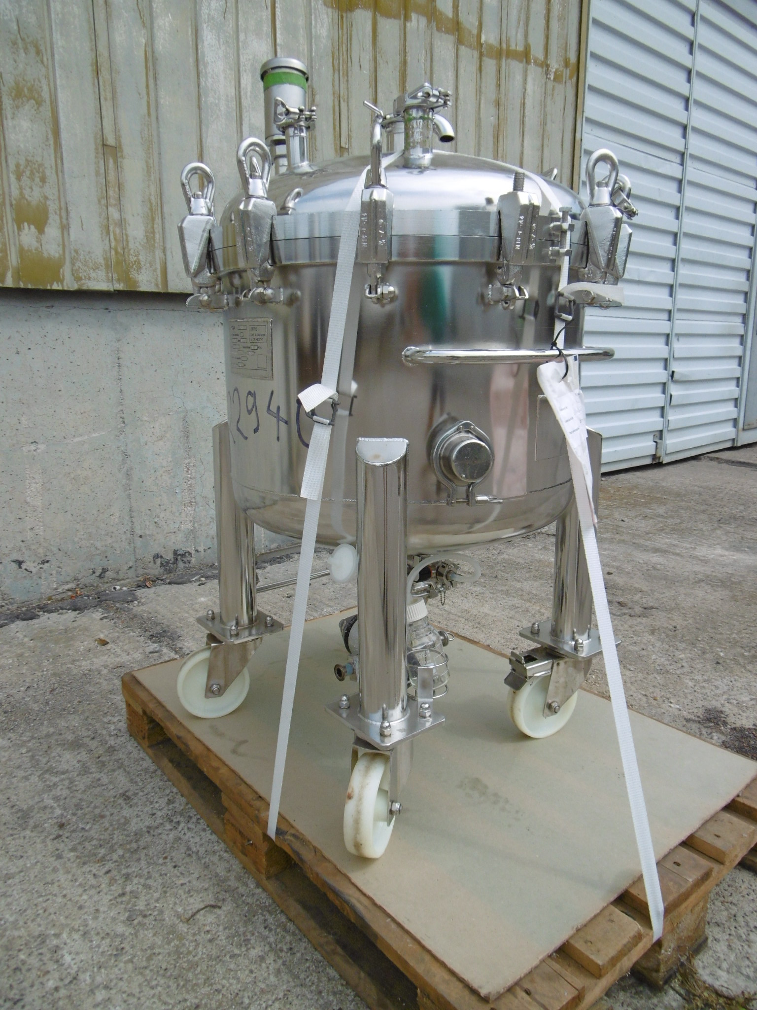 IPP# 222940, 147.6 L (39 gallons)  Stainless Steel 316  Tank For Sale