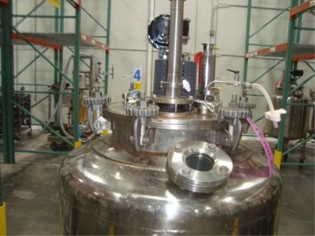 IPP# 234894, 300 L (79.3 gallons)  Stainless Steel 316  Tank For Sale