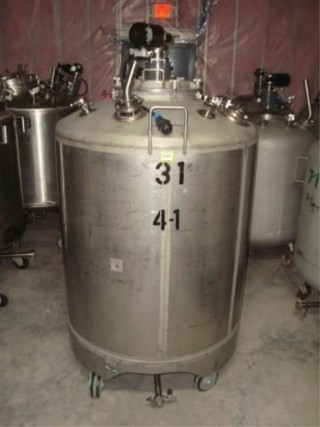 Stainless Steel 304 Apache Stainless Equipment Corp. Tank
