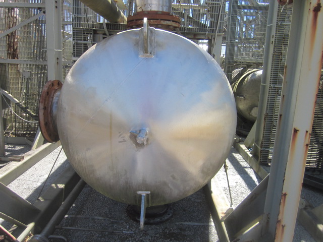 IPP# 235344, 370.4 m² (3,987 ft²) Unused Stainless Steel 304 Shell and Tube Heat Exchanger For Sale