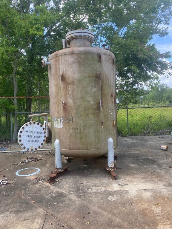 IPP# 235742, 6,435 L (1,700 gallons)  Stainless Steel 304  Tank For Sale