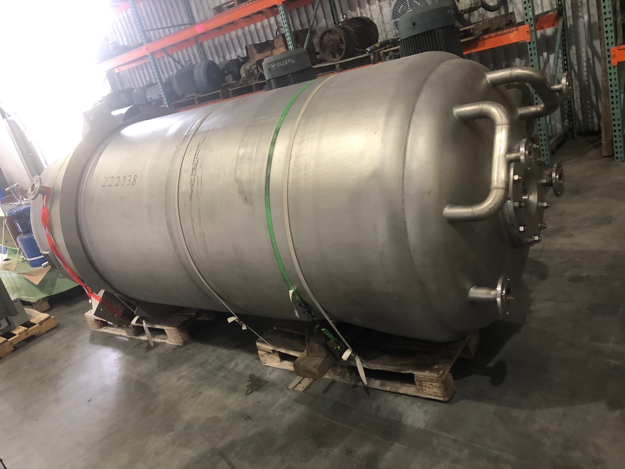 IPP# 235800, 3,600 L (951 gallons)  Stainless Steel Austentic Batch-Type Agitated Reactor For Sale