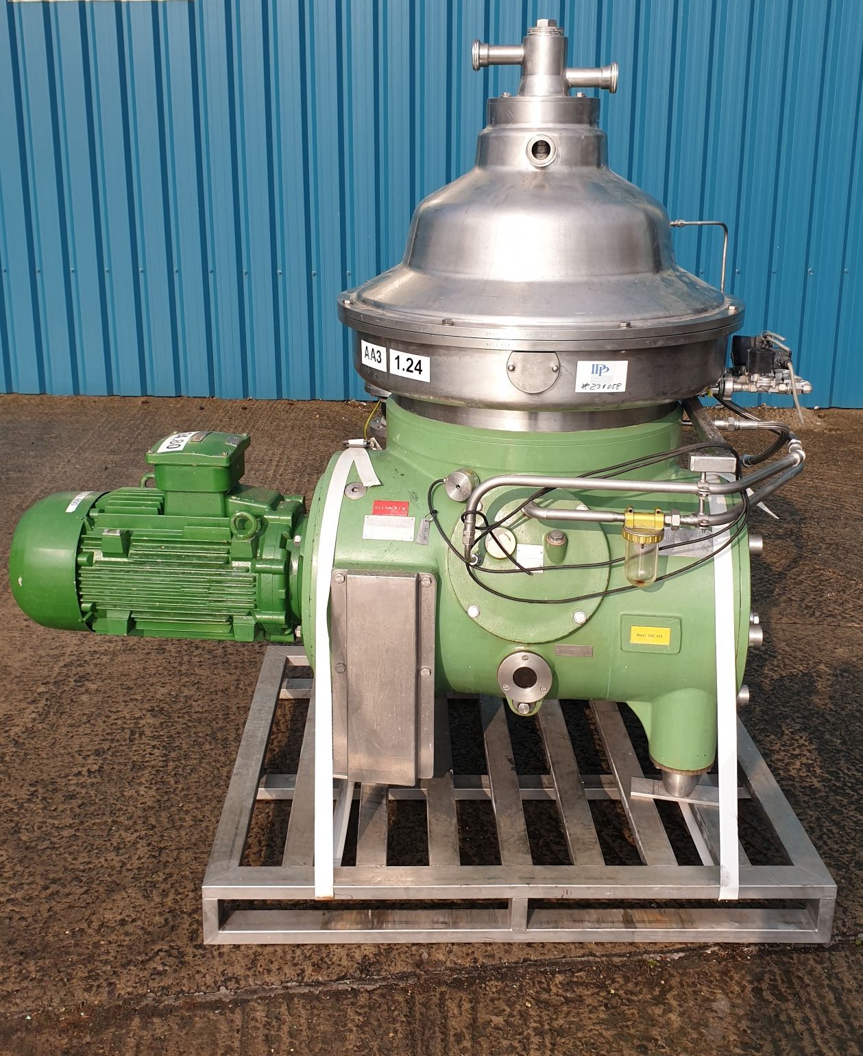 IPP# 236058, 15 kW (20.1 HP)  Stainless Steel 316  Centrifuge-Disc Bowl For Sale