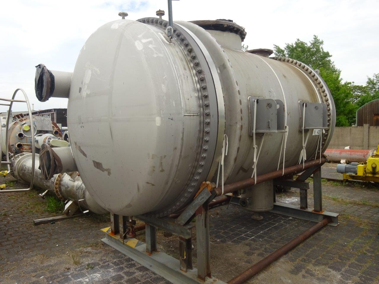 IPP# 236145, 329 m² (3,541 ft²)  Stainless Steel Austentic Shell and Tube Heat Exchanger For Sale