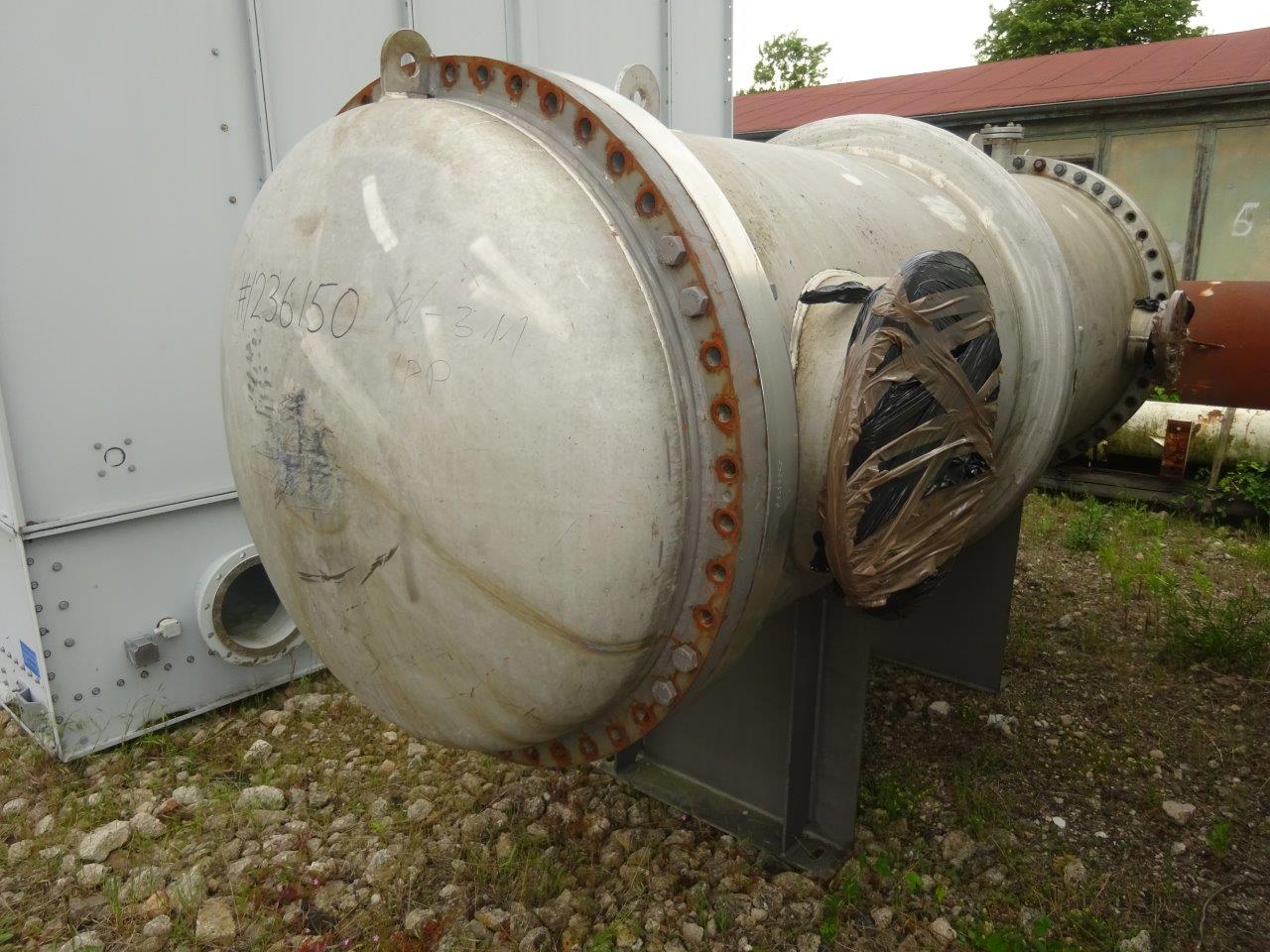 IPP# 236150, 124 m² (1,335 ft²)  Stainless Steel 321 Shell and Tube Heat Exchanger For Sale