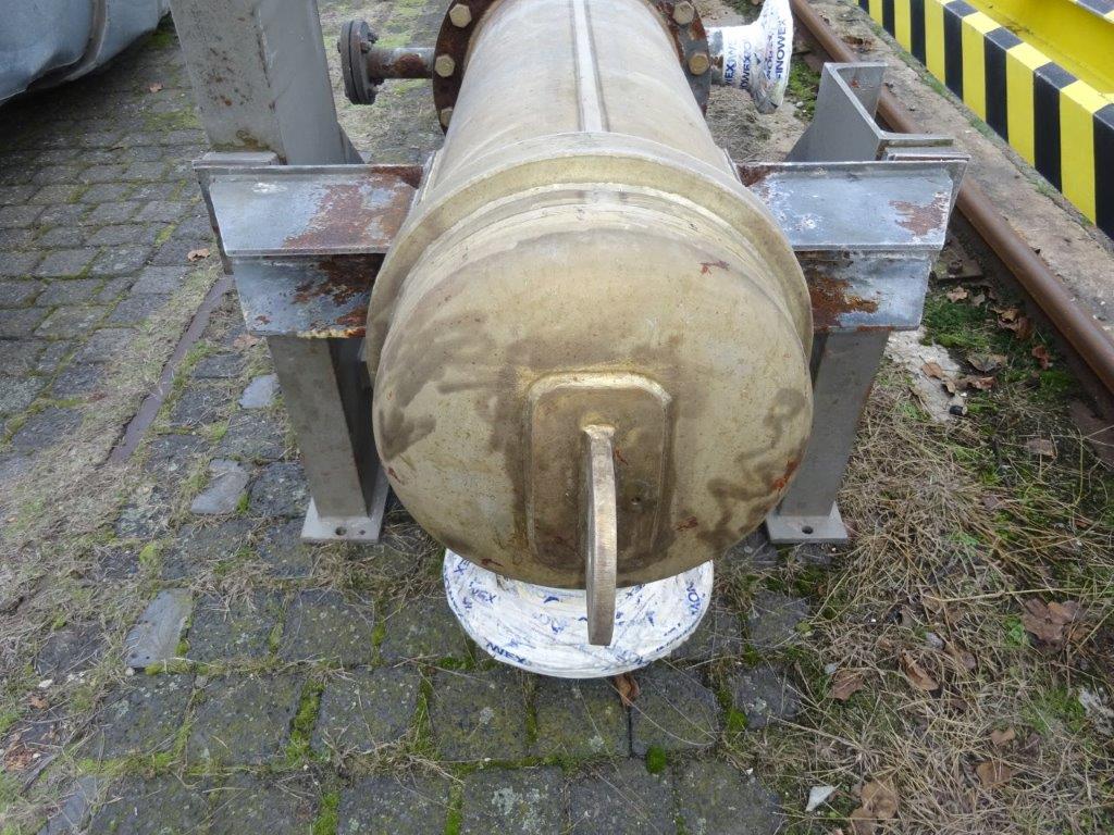 IPP# 236154, 34 m² (366 ft²)  Stainless Steel 304 Shell and Tube Heat Exchanger For Sale