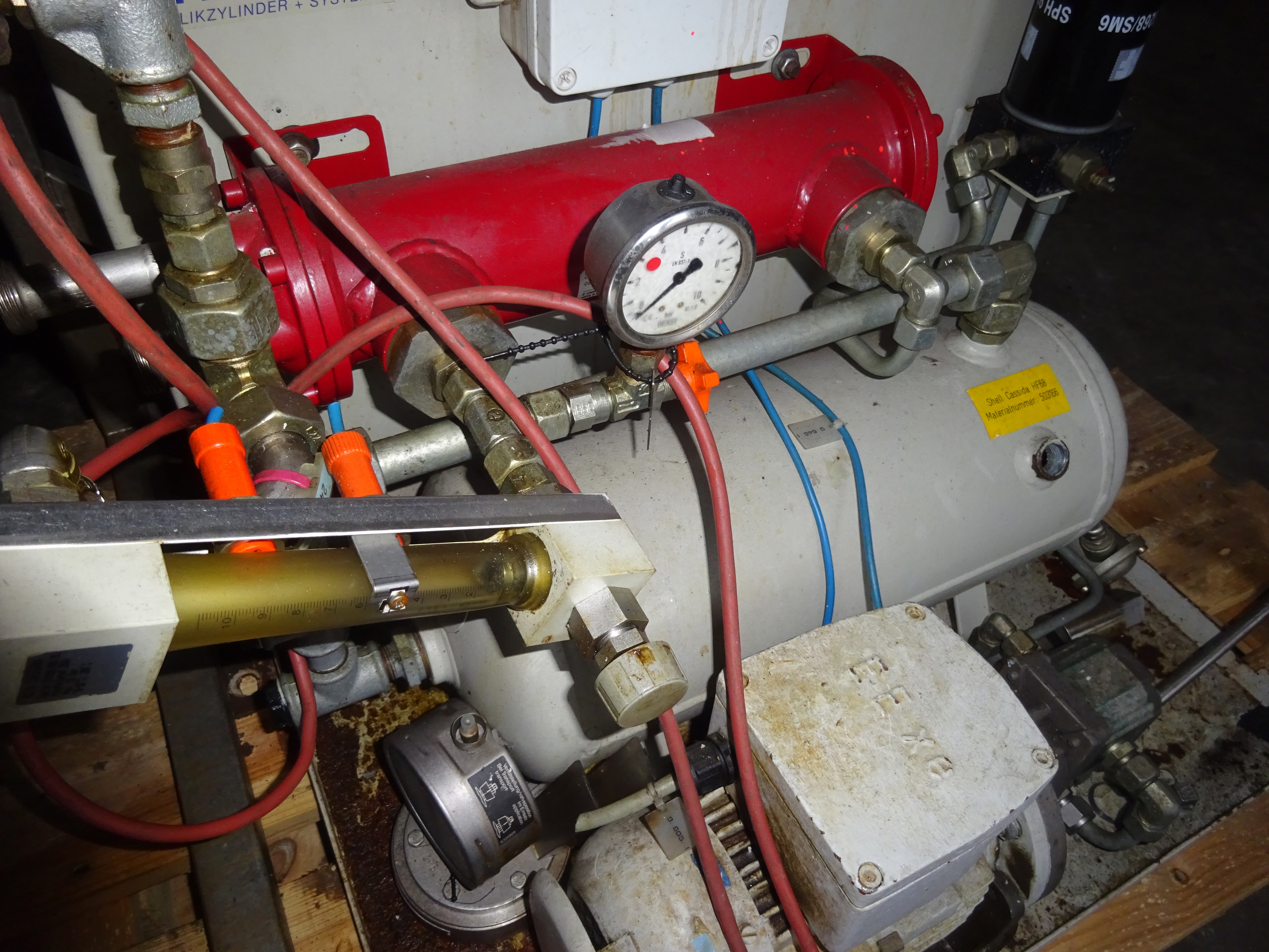 Cymax AG Pump - IPP# 236182