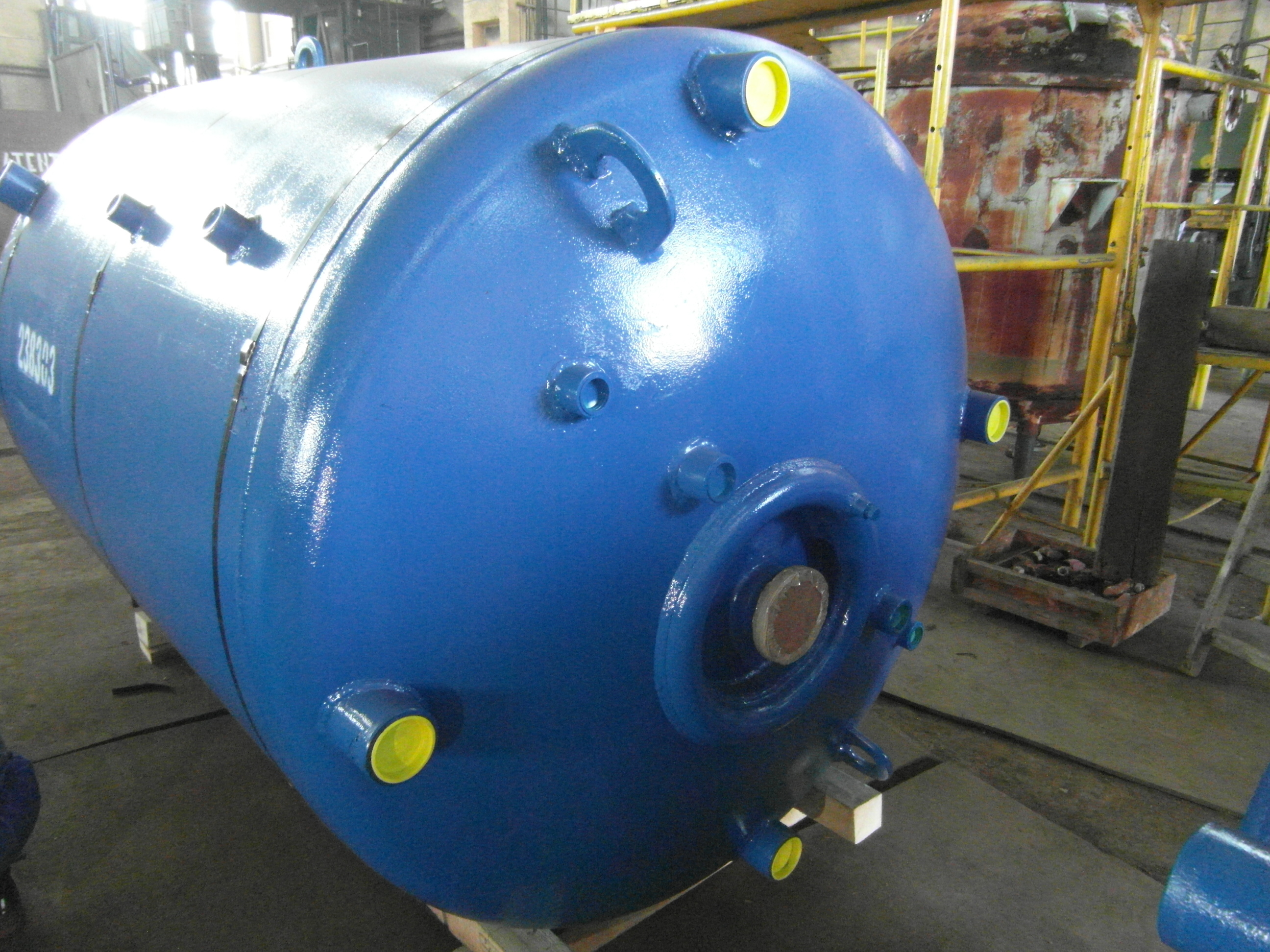 IPP# 238303, 3,785 L (1,000 gallons)  Glasslined Batch-Type Agitated Reactor For Sale