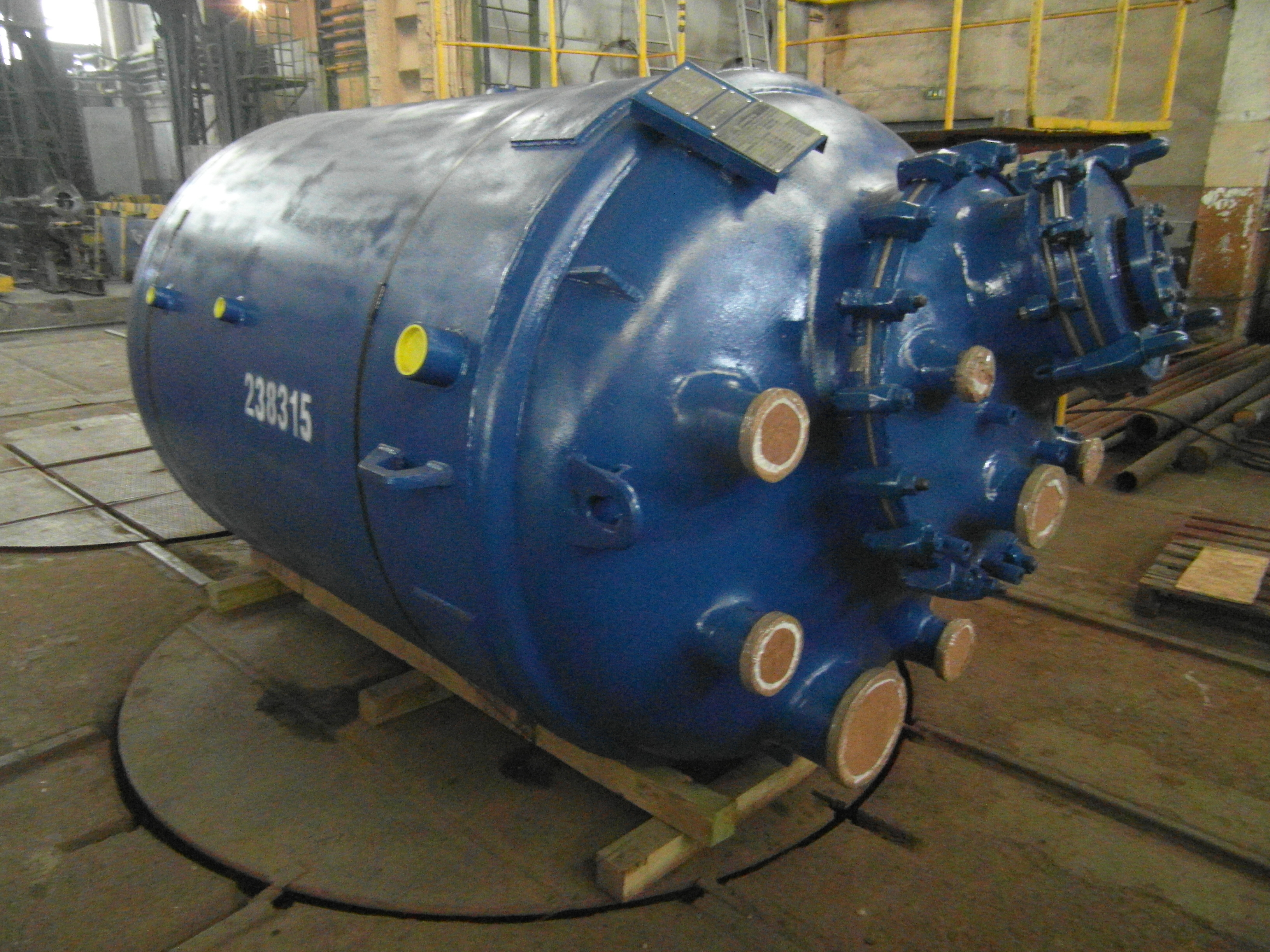 IPP# 238315, 3,785 L (1,000 gallons)  Glasslined Batch-Type Agitated Reactor For Sale