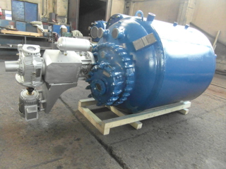 Glasslined Pfaudler RA Batch-Type Agitated Reactor