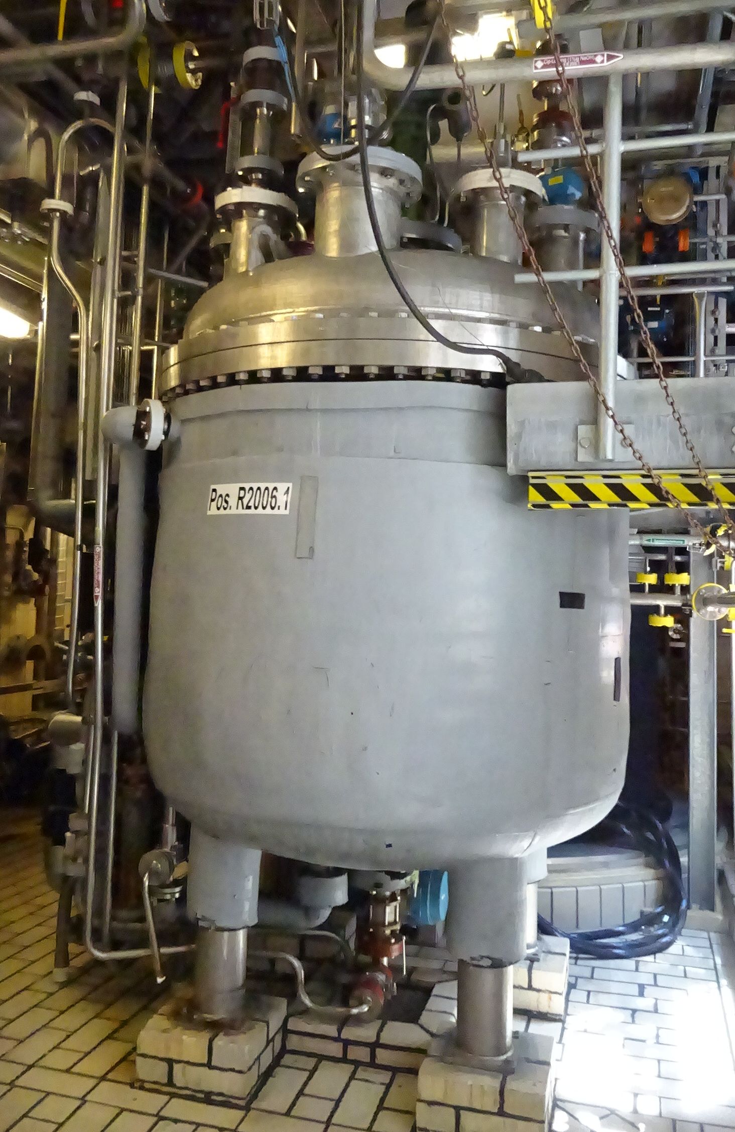 IPP# 231070, 3,600 L (951 gallons)  Stainless Steel Austentic Batch-Type Agitated Reactor For Sale