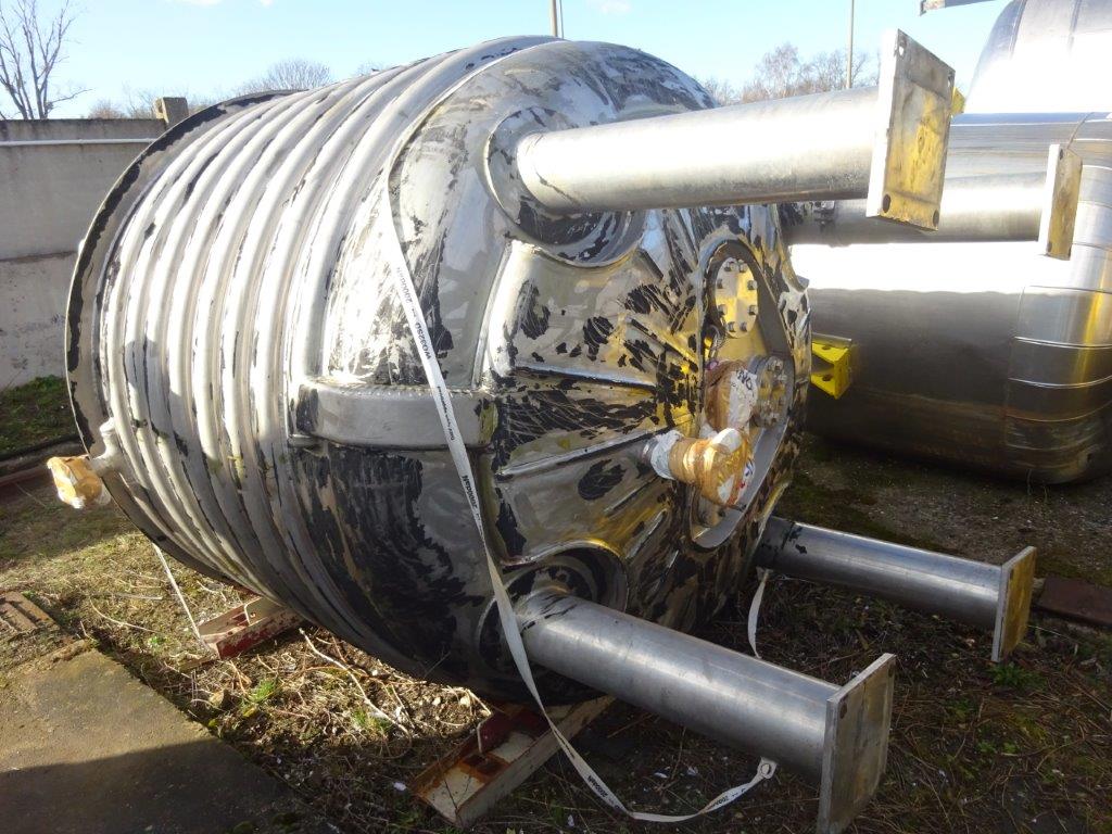  Batch-Type Agitated Reactor 4,900 L (1,300 gallons) Stainless Steel Austenitic For Sale - IPP# 231077