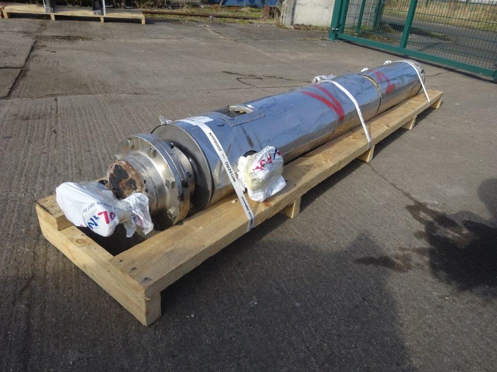 IPP# 231152, 5.1 m² (54.9 ft²)  Stainless Steel Austentic Shell and Tube Heat Exchanger For Sale