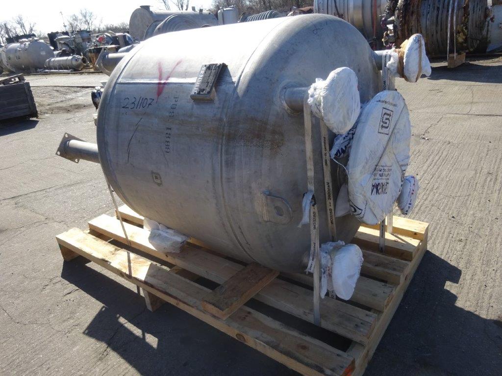   Tank 1,200 L (317 gallons) Stainless Steel Austenitic For Sale - IPP# 231107