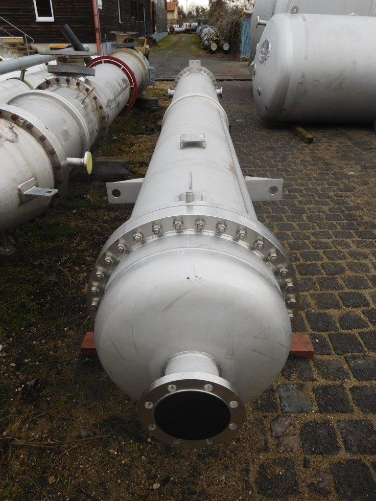 IPP# 232795, 197.4 m² (2,125 ft²) New Stainless Steel 316 Shell and Tube Heat Exchanger For Sale