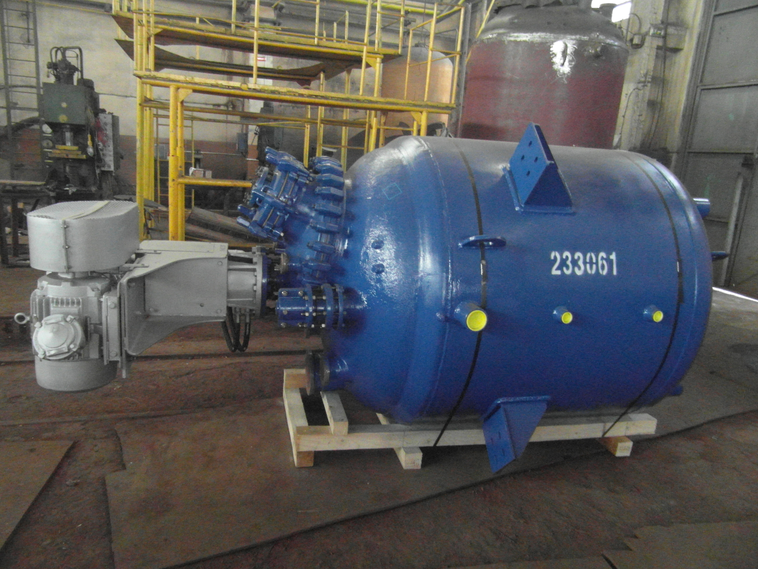 IPP# 233061, 2,839 L (750 gallons)  Glasslined Batch-Type Agitated Reactor For Sale