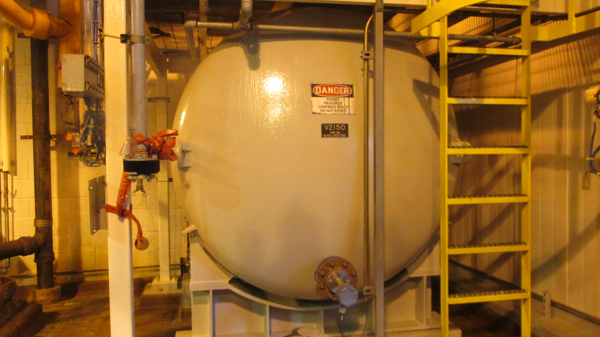 IPP# 233187, 5,678 L (1,500 gallons)  Glasslined  Tank For Sale