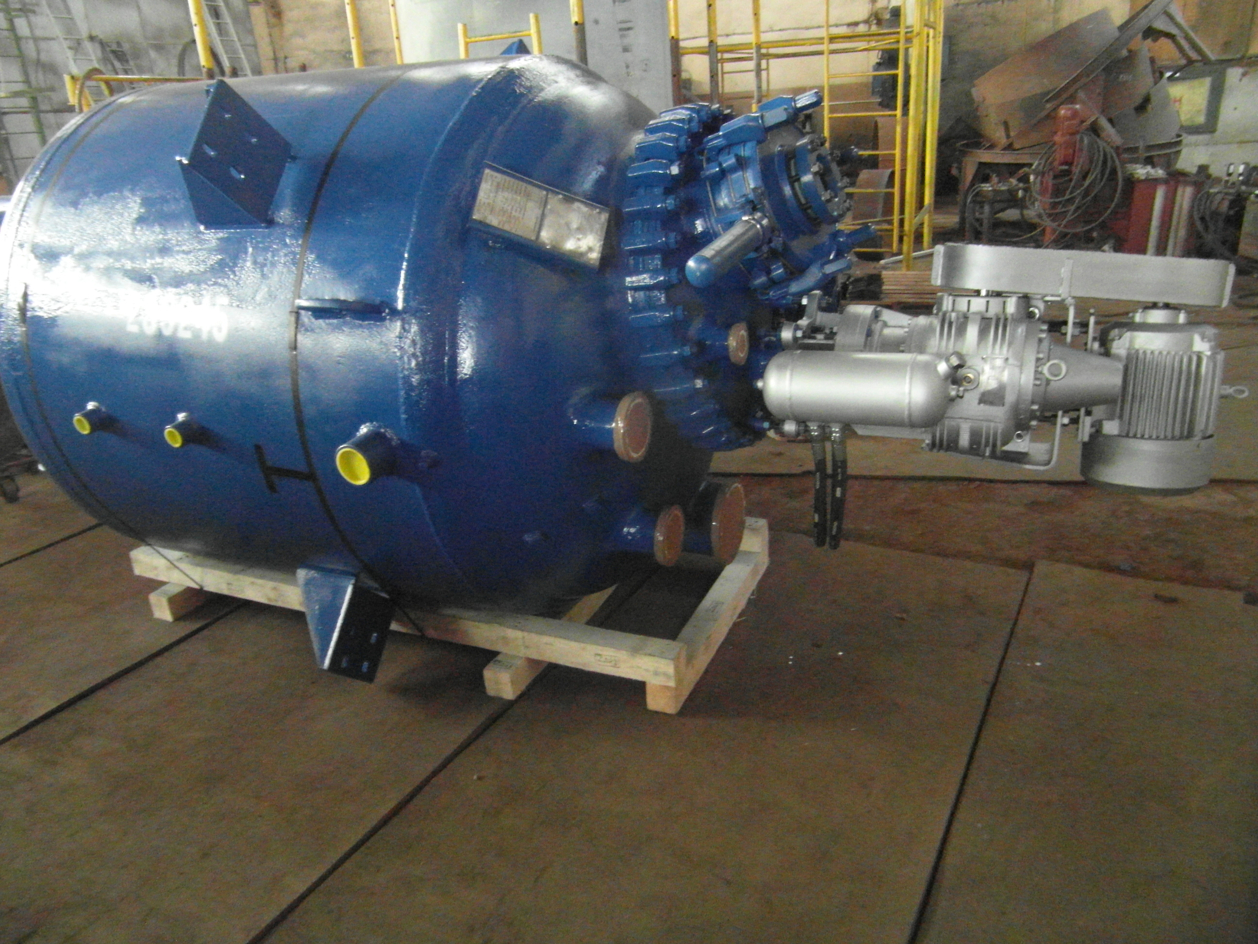 IPP# 233245, 2,839 L (750 gallons)  Glasslined Batch-Type Agitated Reactor For Sale