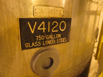 IPP# 233238, 2,839 L (750 gallons)  Glasslined  Tank For Sale