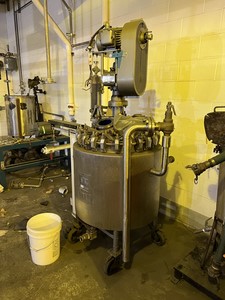 IPP# 233732, 189.3 L (50 gallons)  Glasslined Batch-Type Agitated Reactor For Sale