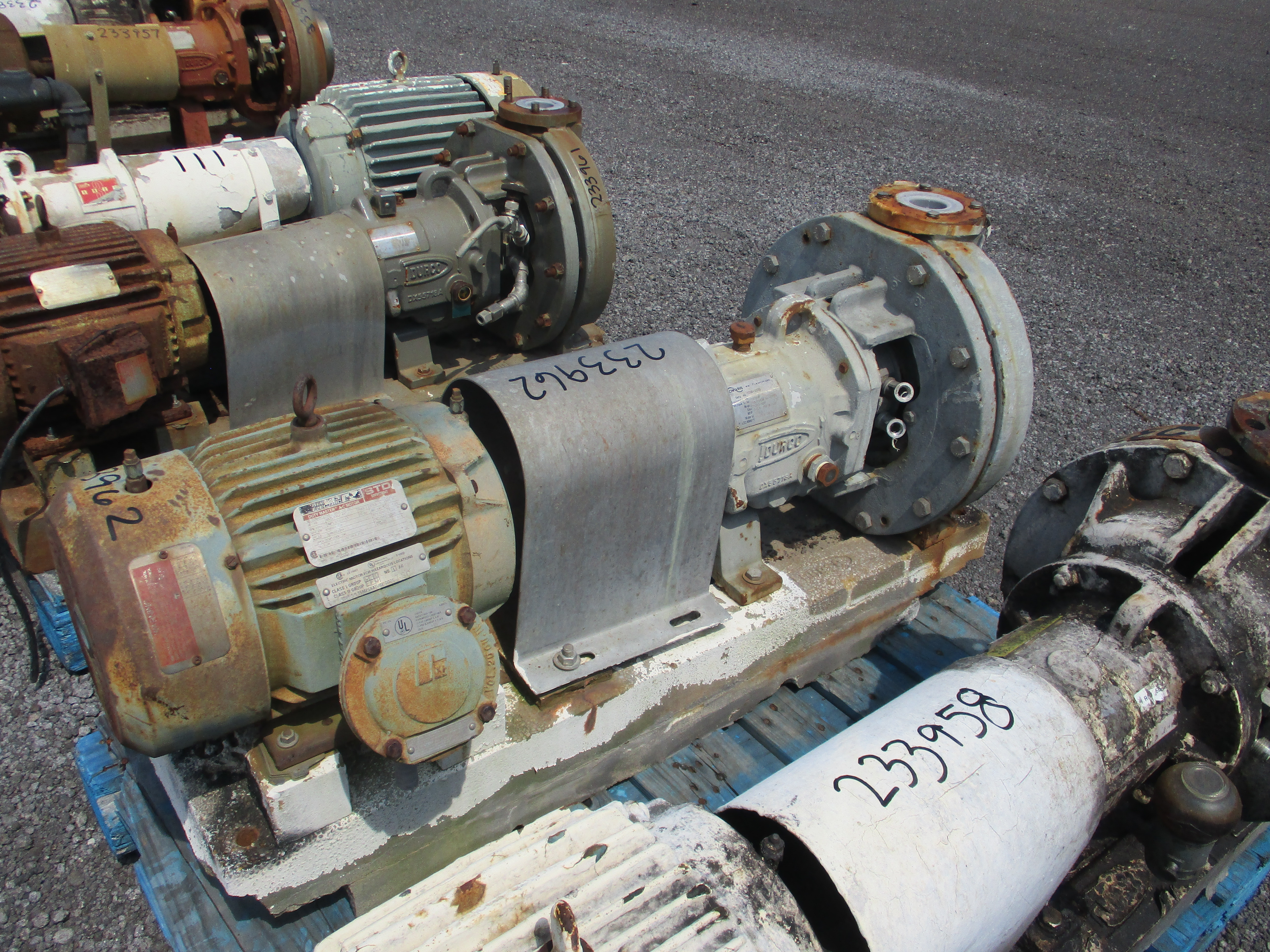 IPP# 233962, 36.3 m3/h (160 GPM)  Teflon Centrifugal Pump For Sale