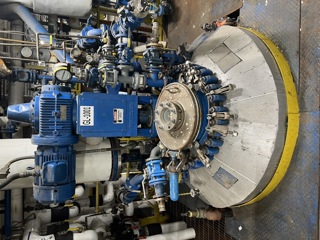 Glasslined Pfaudler RA 1000 Batch-Type Agitated Reactor