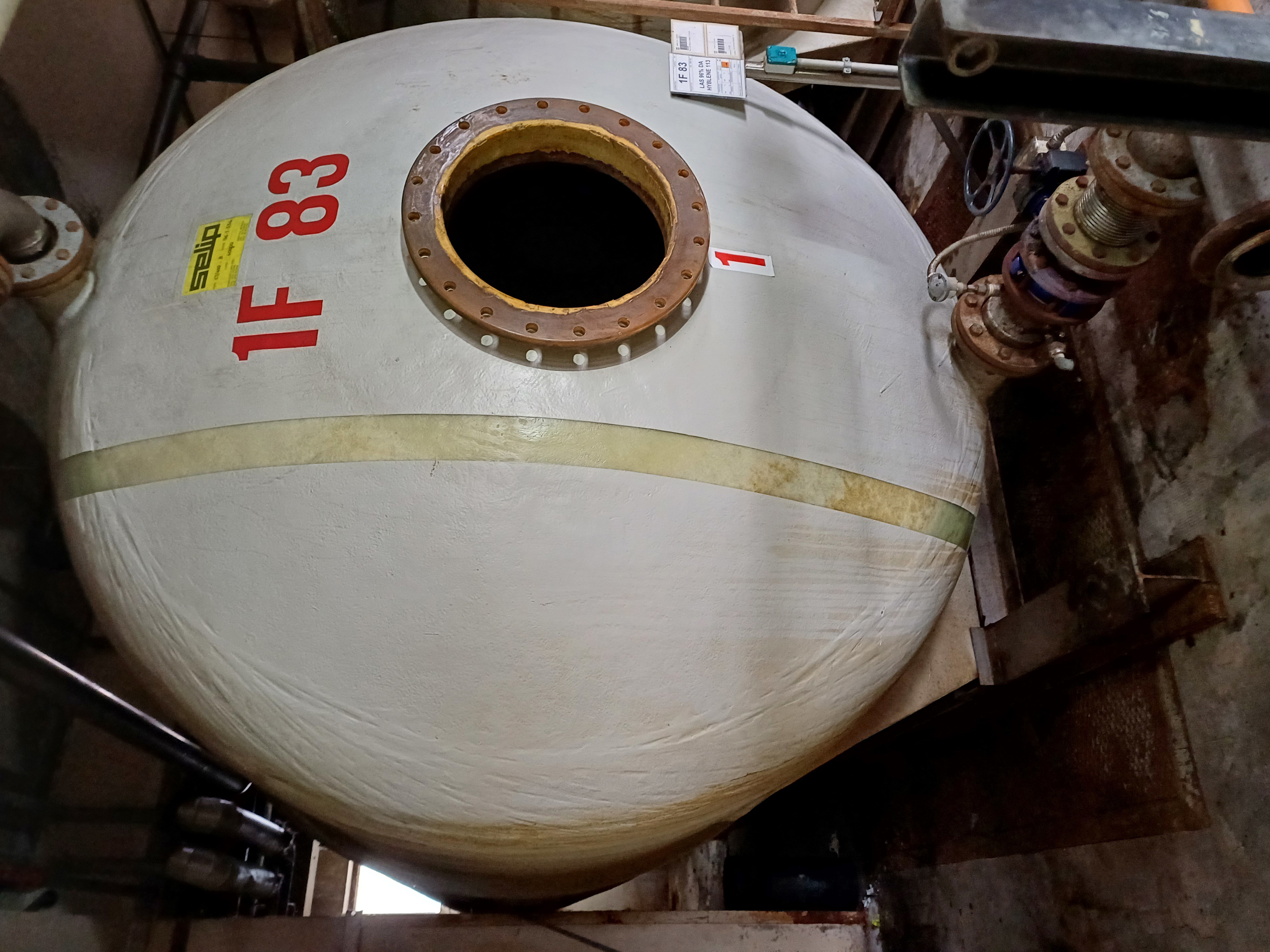 IPP# 245864, 40,616 L (10,730 gallons)  Fiberglass  Tank For Sale