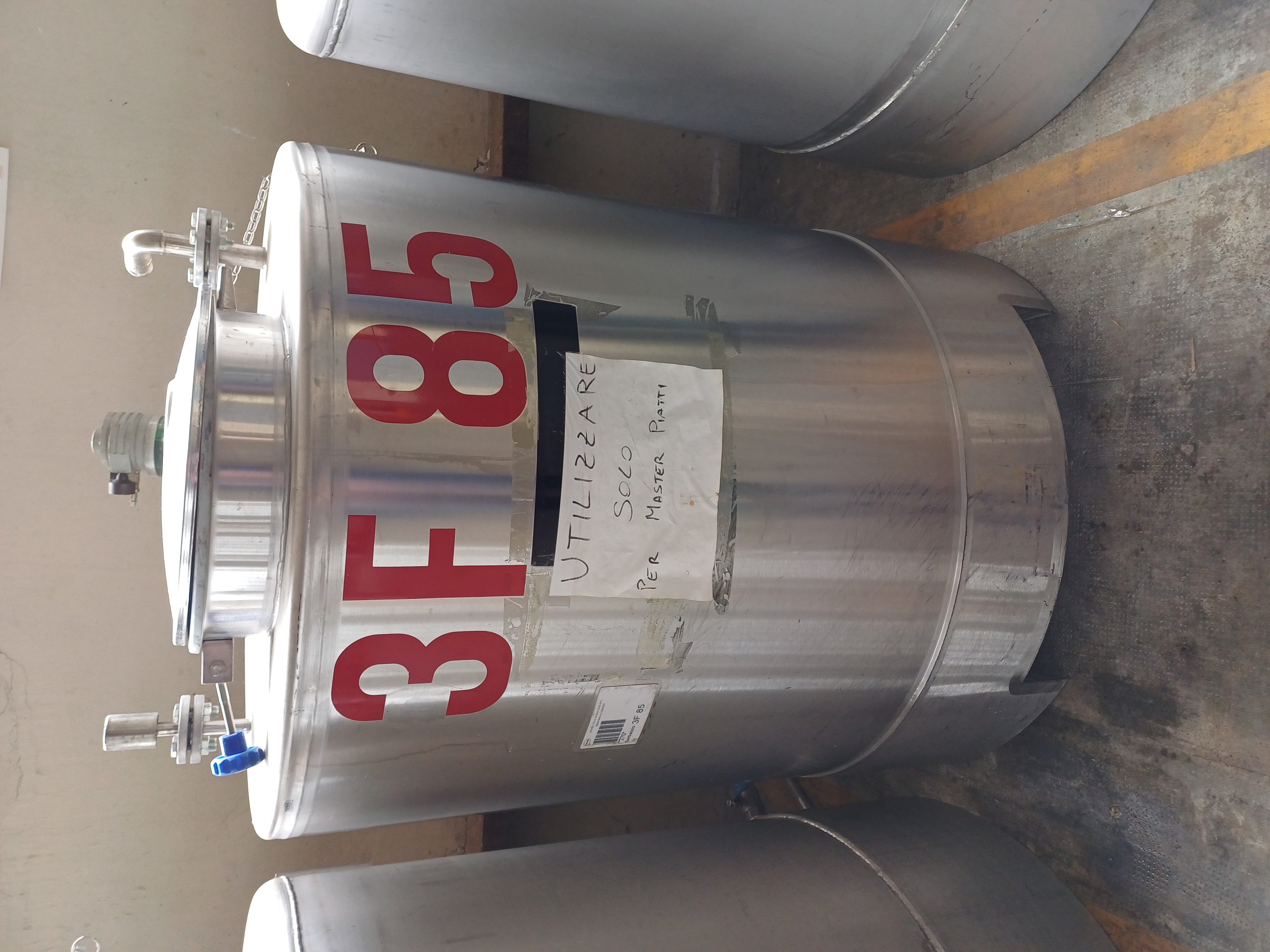 IPP# 245897, 752 L (198.7 gallons)  Stainless Steel 304  Tank For Sale