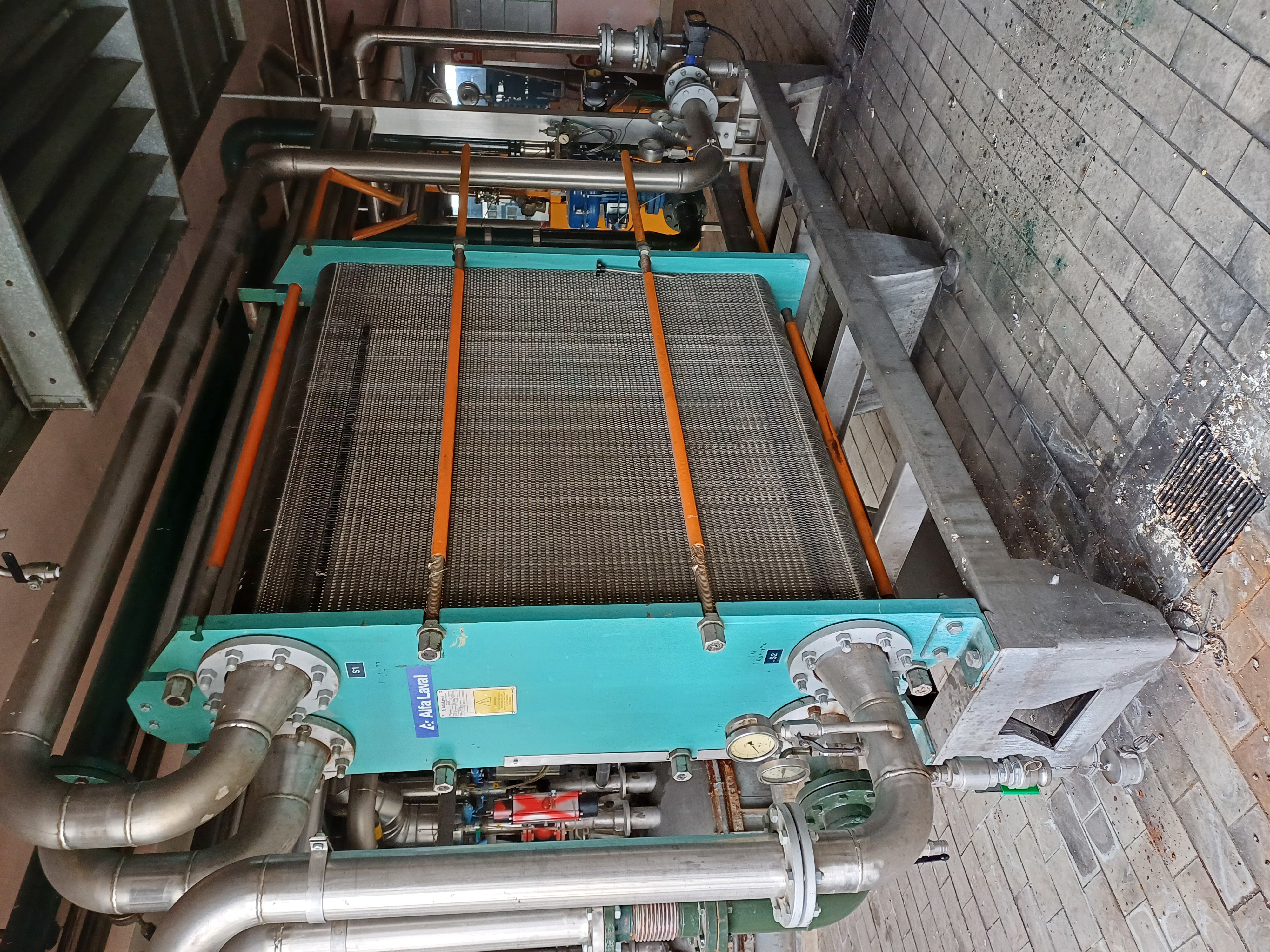 IPP# 245827, 193.8 m² (2,086 ft²)  Stainless Steel 316 Plate and Frame Heat Exchanger For Sale