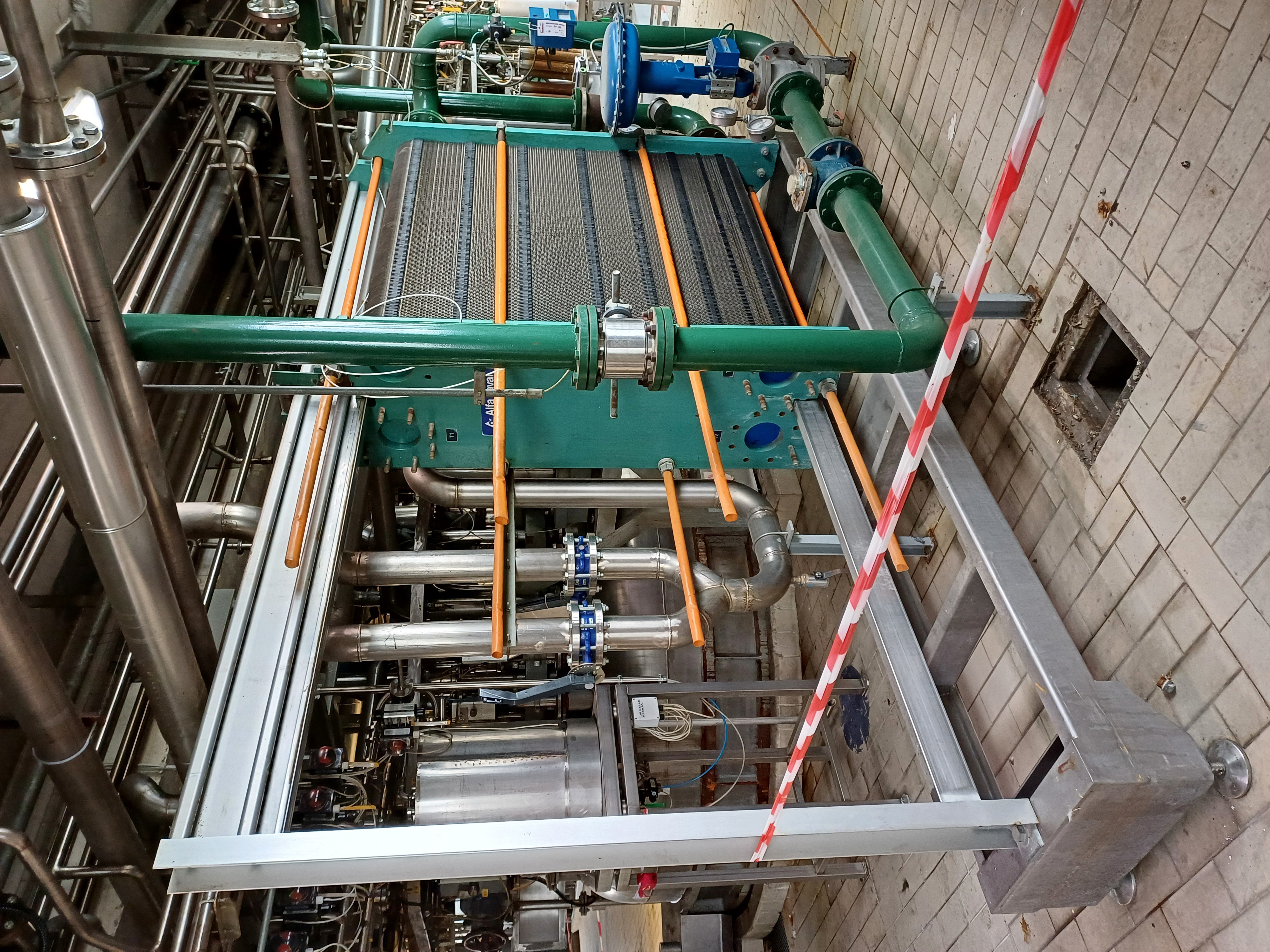 IPP# 245829, 213.6 m² (2,299 ft²)  Stainless Steel 304 Plate and Frame Heat Exchanger For Sale