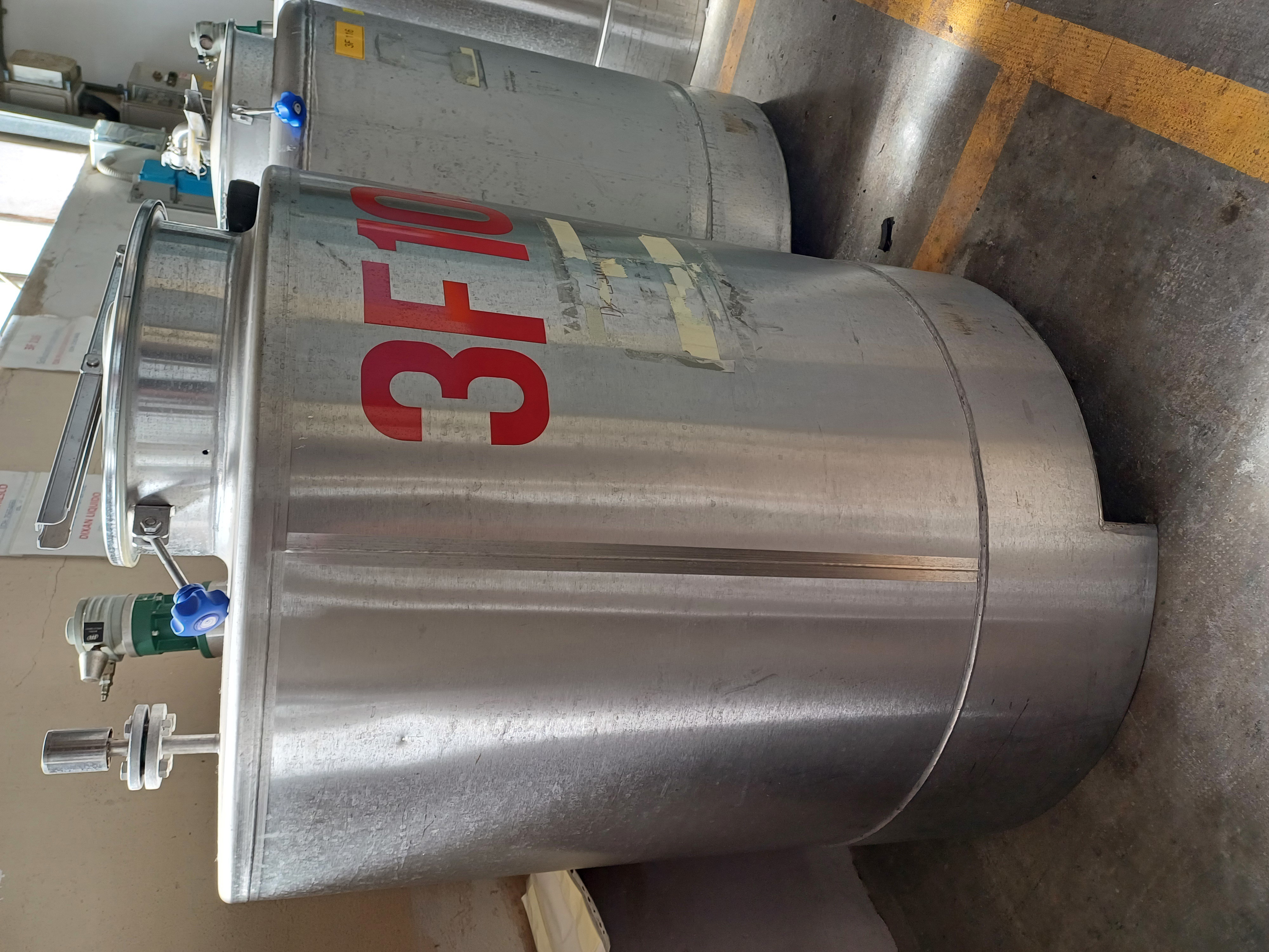 IPP# 245906, 752 L (198.7 gallons)  Stainless Steel 304  Tank For Sale