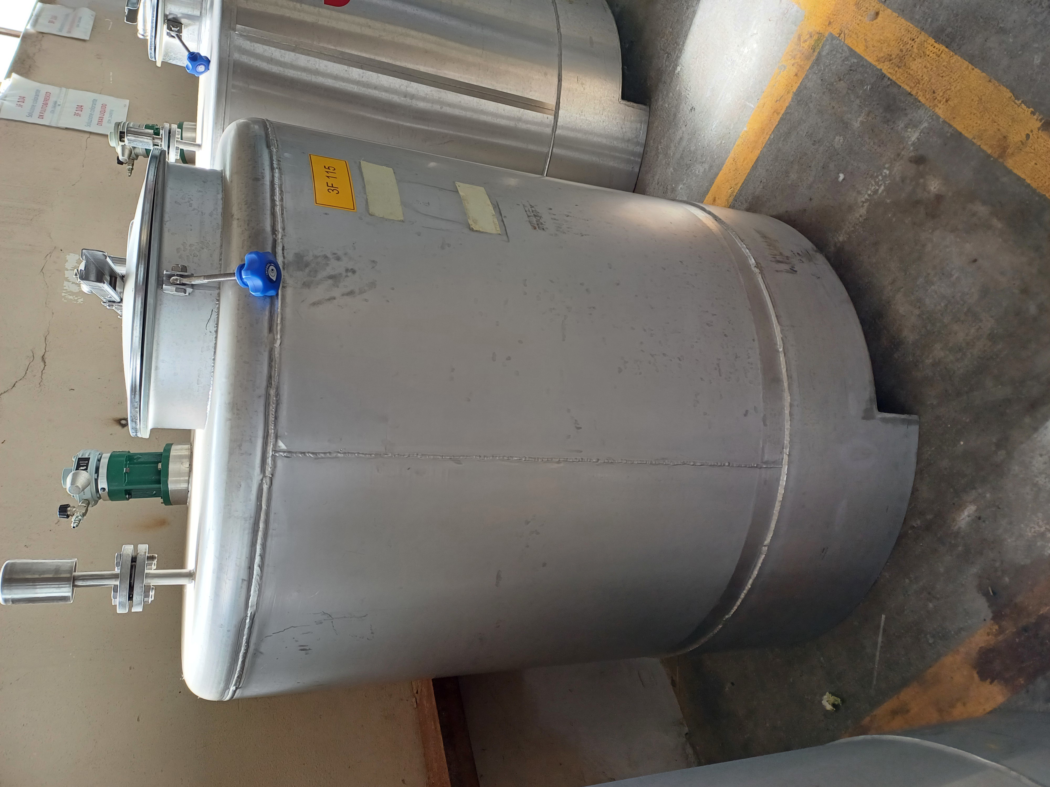 IPP# 245910, 752 L (198.7 gallons)  Stainless Steel 304  Tank For Sale