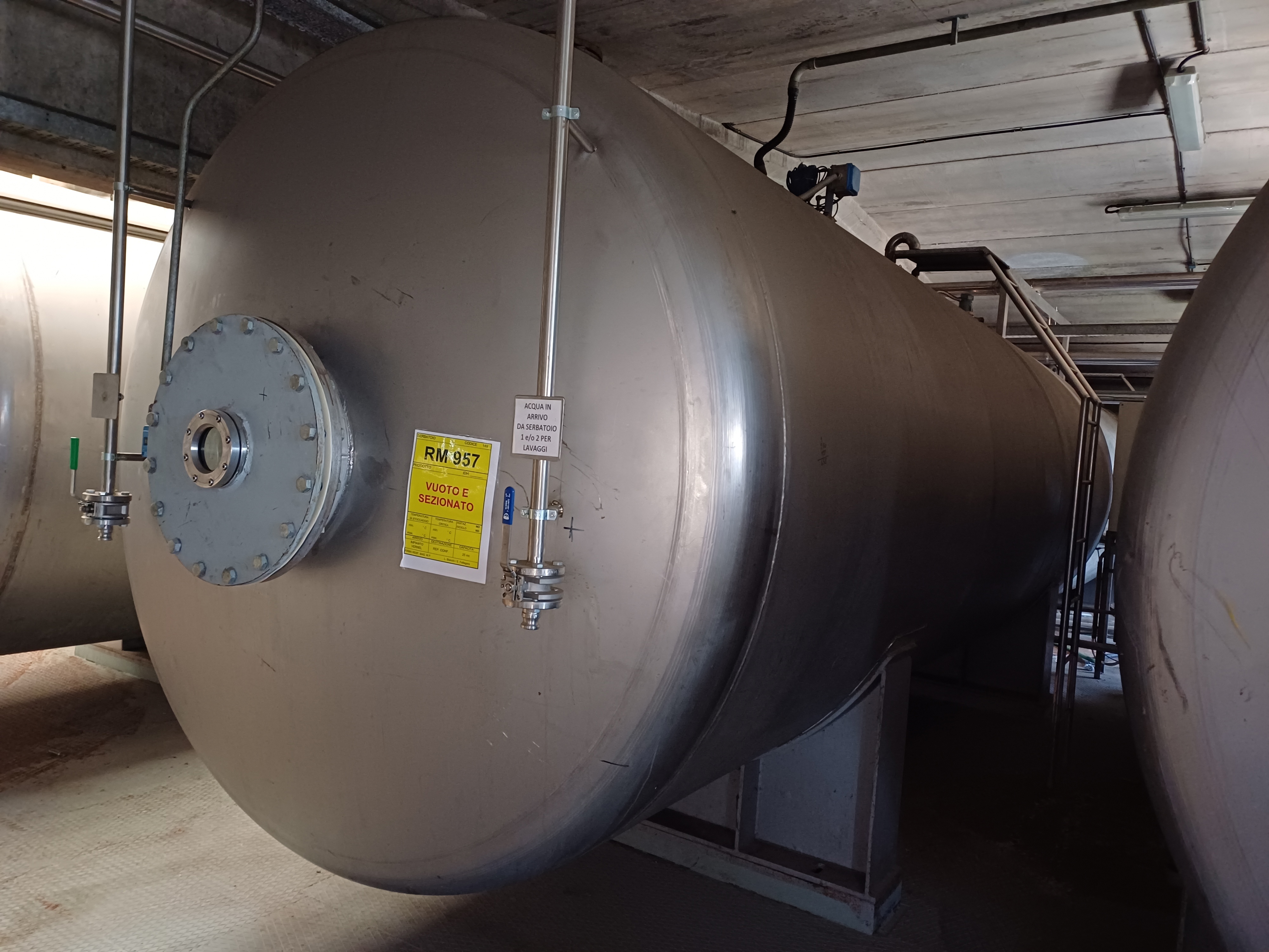 IPP# 246046, 25,212 L (6,660 gallons)  Stainless Steel 304  Tank For Sale