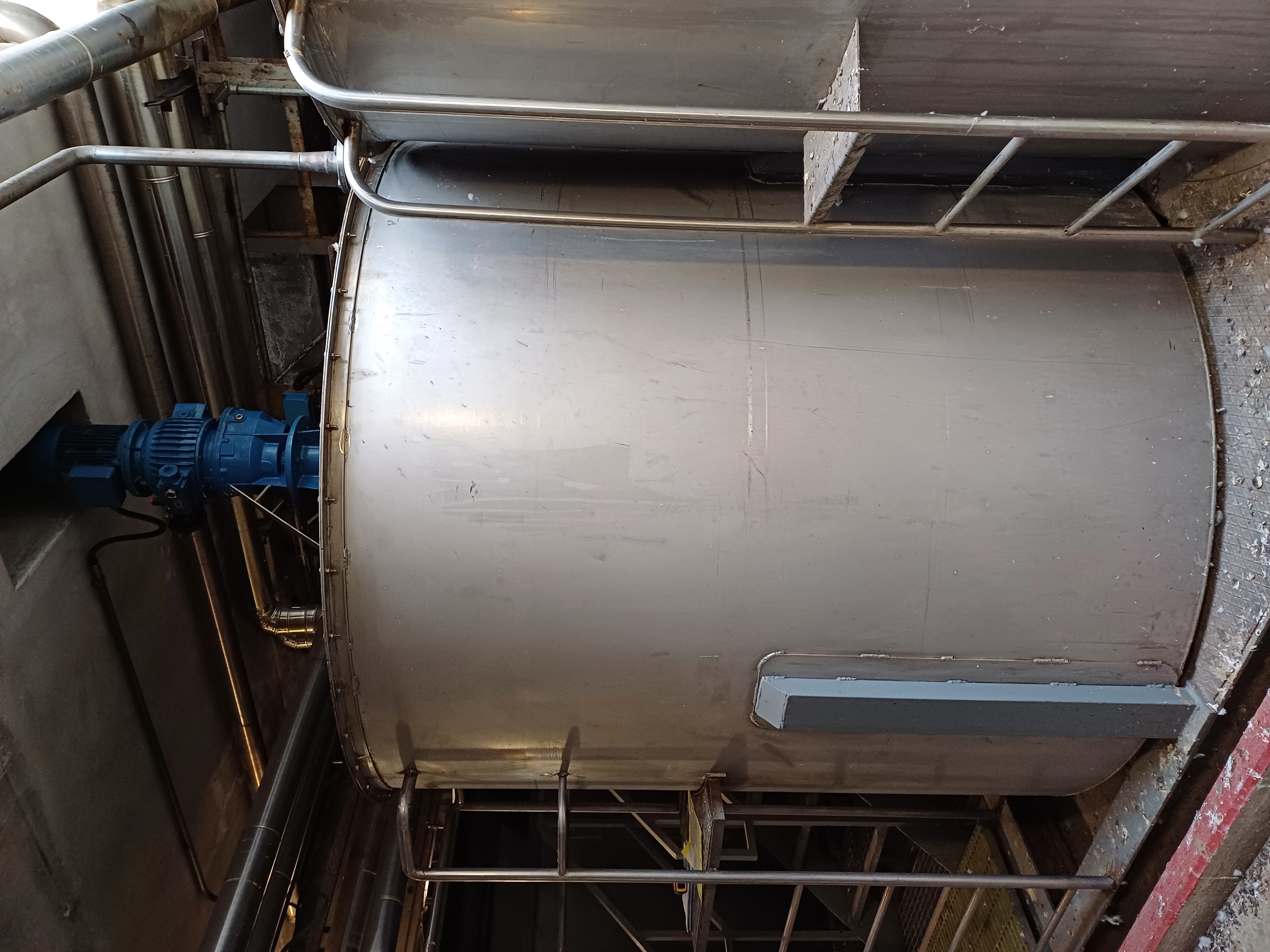 IPP# 246011, 6,440 L (1,701 gallons)  Stainless Steel 304  Tank For Sale