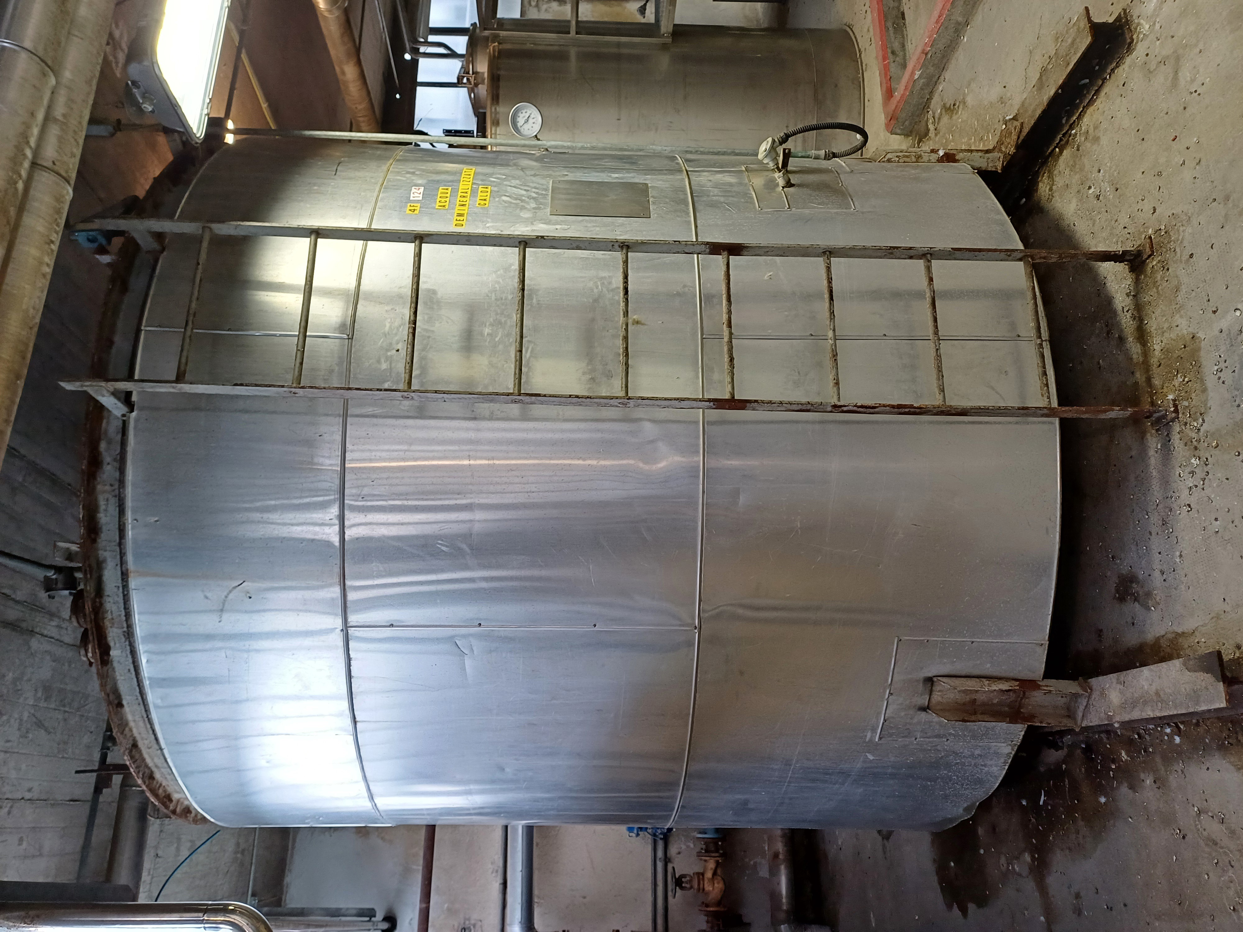 IPP# 246014, 9,971 L (2,634 gallons)  Stainless Steel 304  Tank For Sale