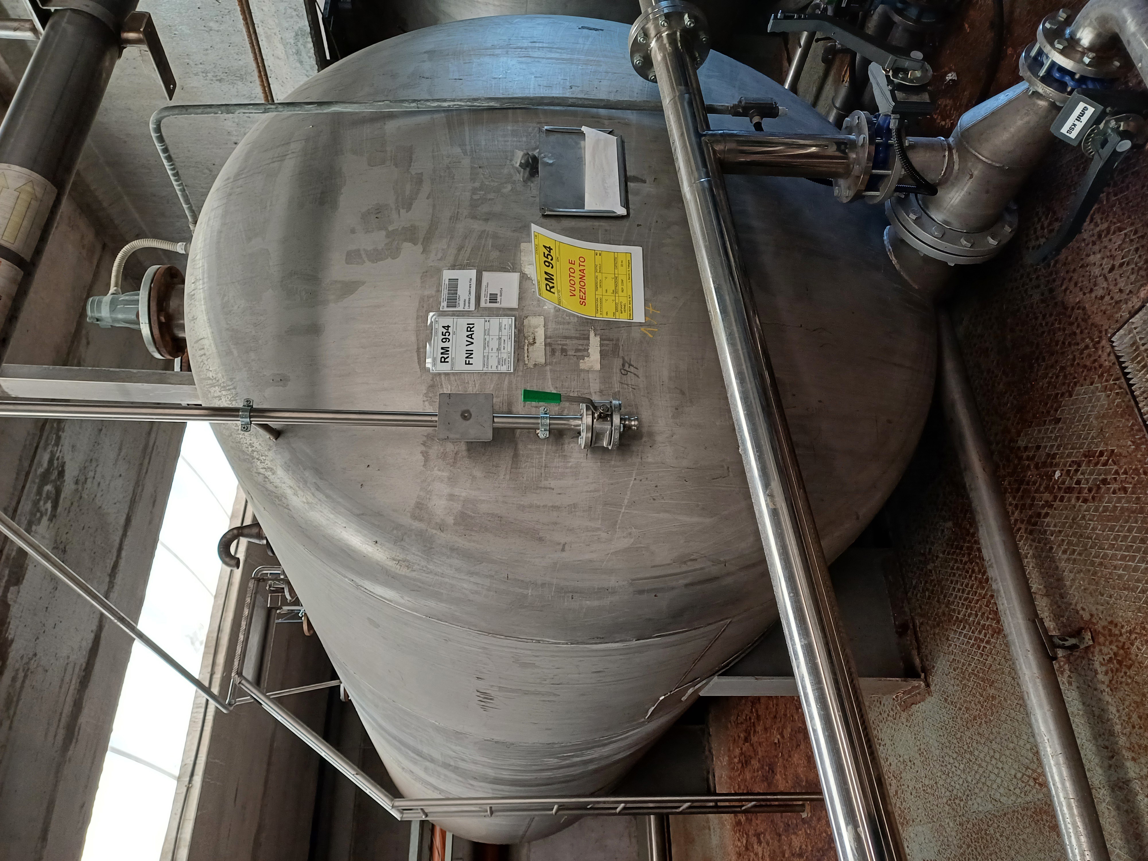 IPP# 246036, 22,361 L (5,907 gallons)  Stainless Steel 304  Tank For Sale