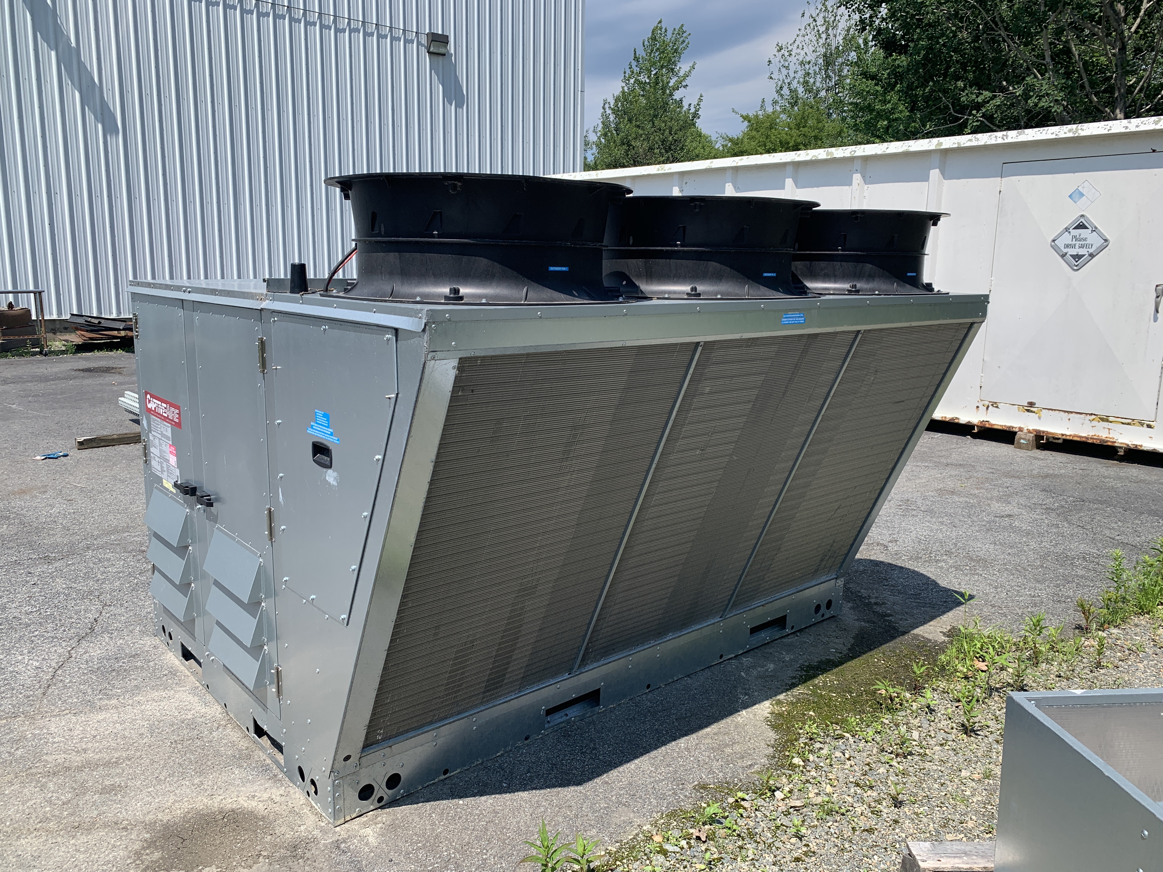 IPP# 246471, 60,479 kcal/h (20 Ref. Ton) Unused Carbon Steel Compressor Chiller For Sale