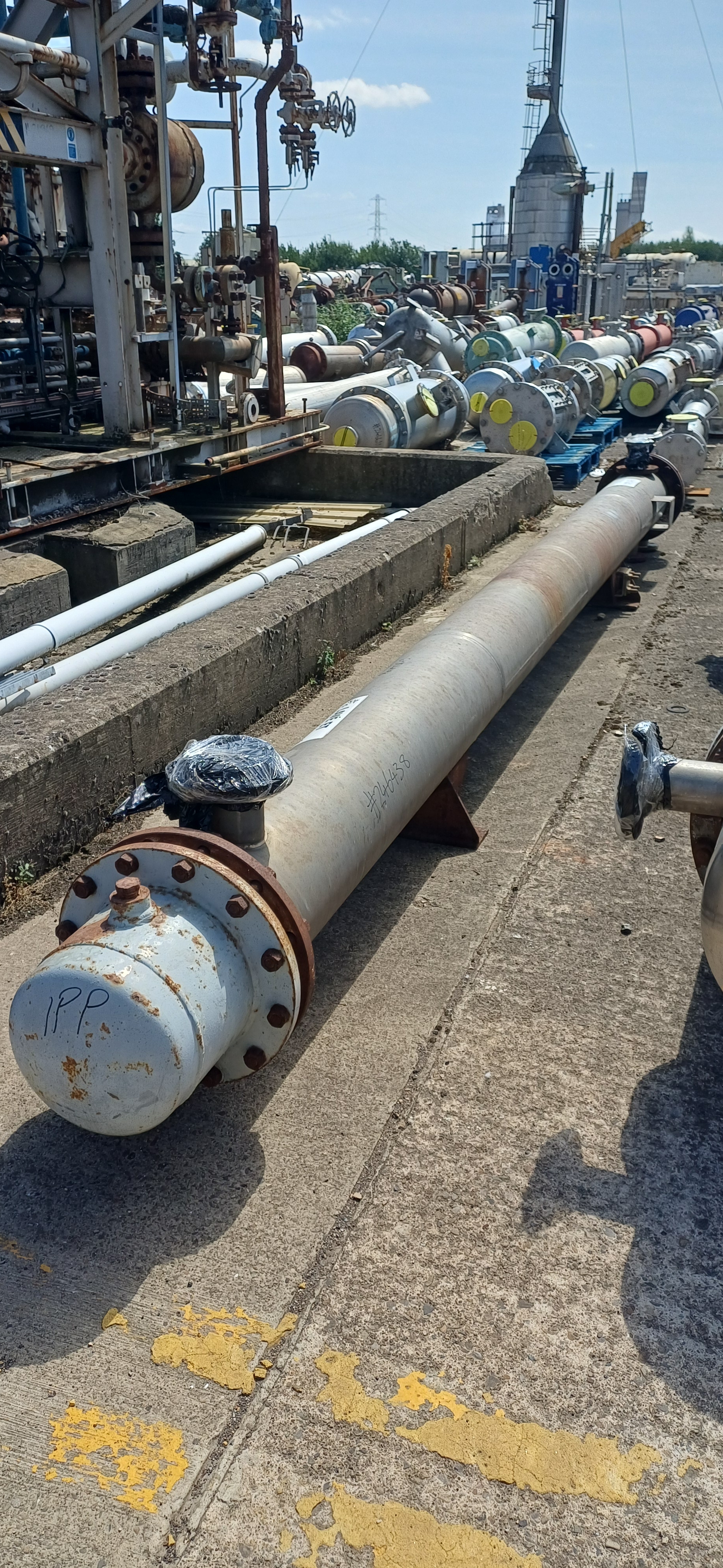 Incolloy 825 Tube, shell and carbon steel head Heat Exchanger - IPP# 246438