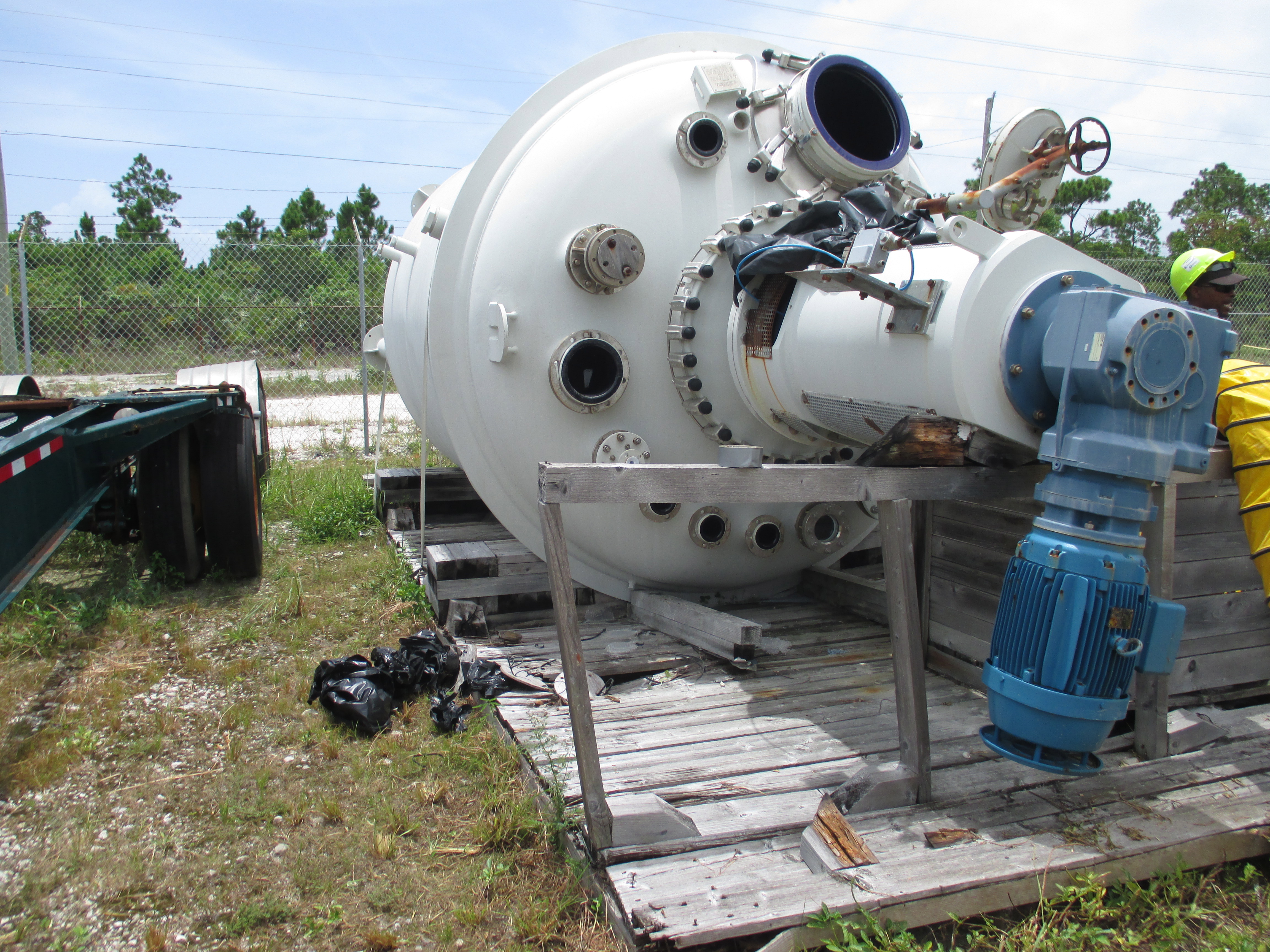 IPP# 246593, 15,142 L (4,000 gallons) Unused Glasslined Batch-Type Agitated Reactor For Sale