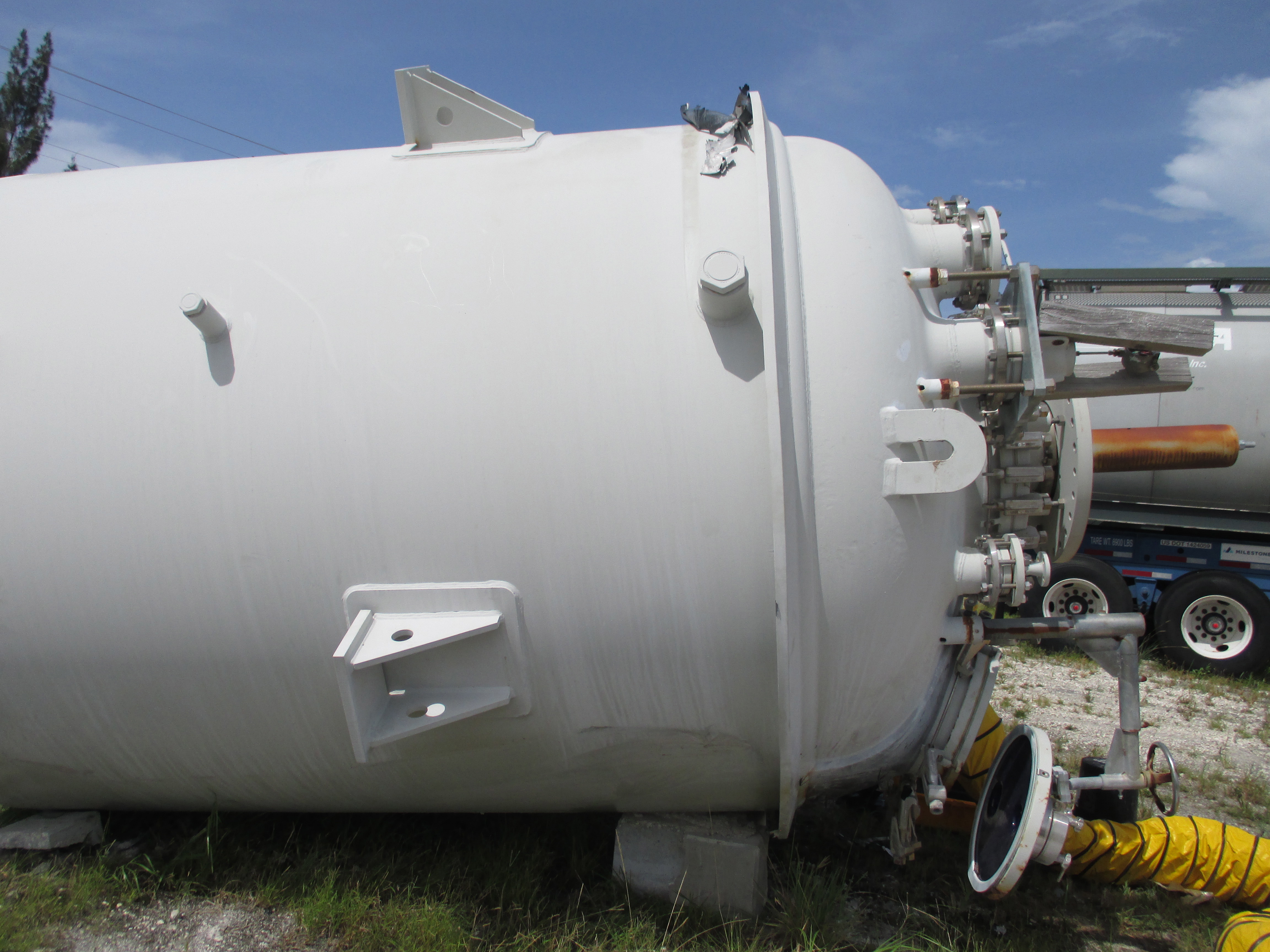 IPP# 246596, 15,142 L (4,000 gallons) Unused Glasslined Batch-Type Agitated Reactor For Sale