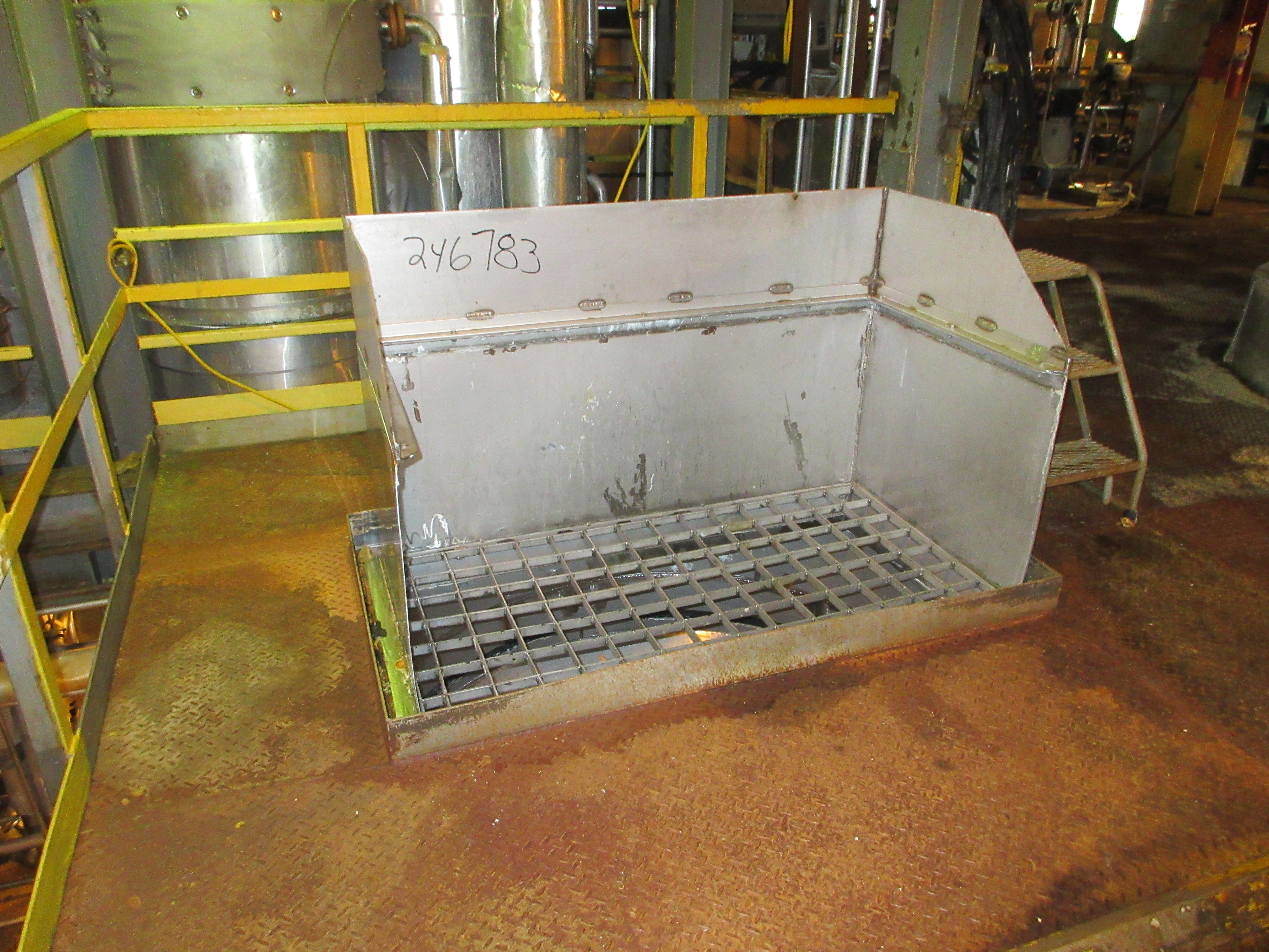 IPP# 246783, 1.84 m3 (65 ft3)  Stainless Steel 316  Bin For Sale