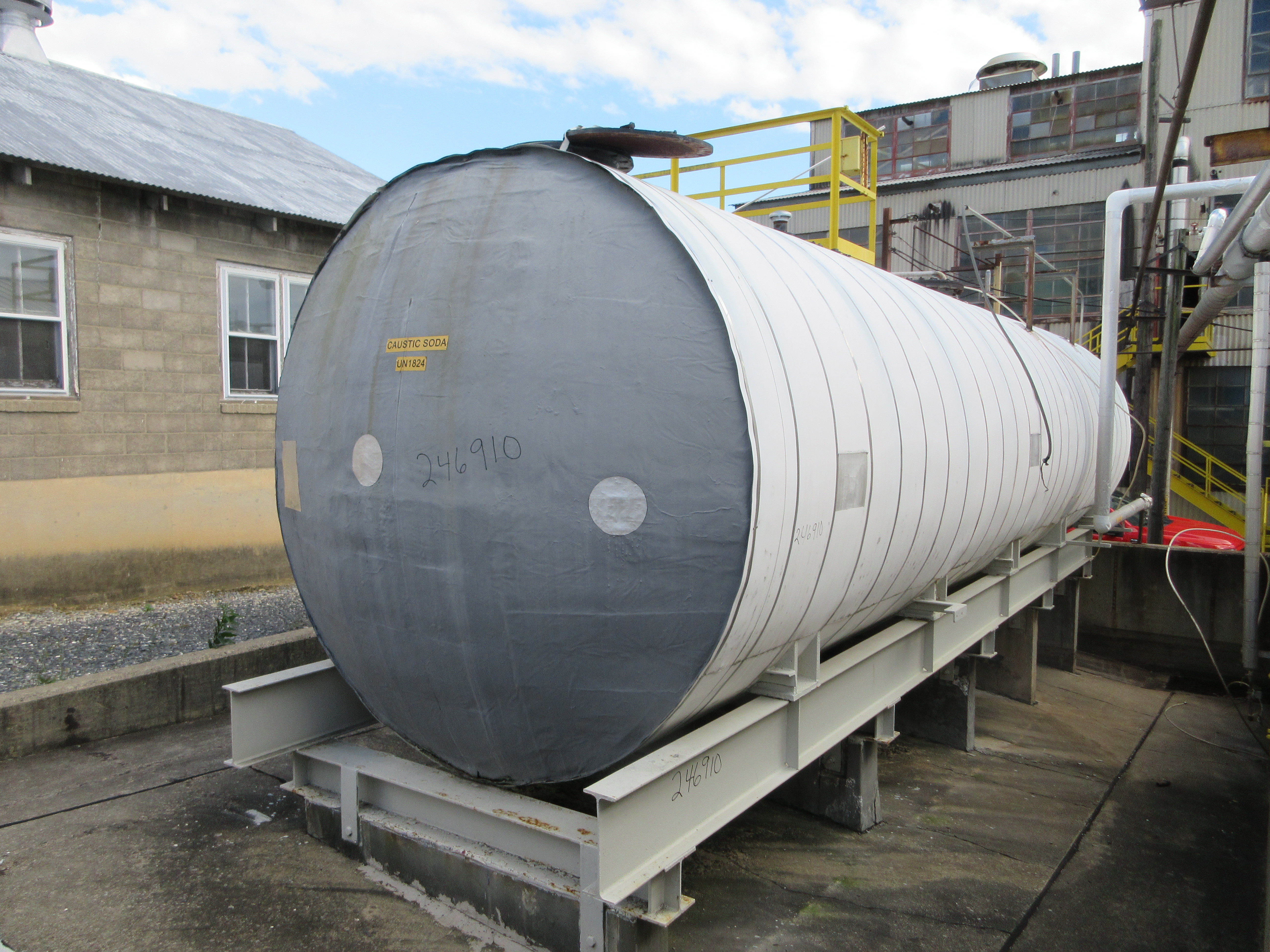 IPP# 246910, 43,782 L (11,566 gallons)  Carbon Steel  Tank For Sale